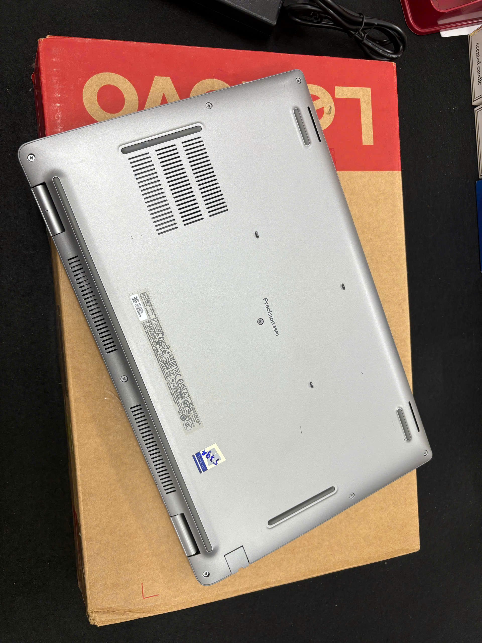 Dell Precision 3560