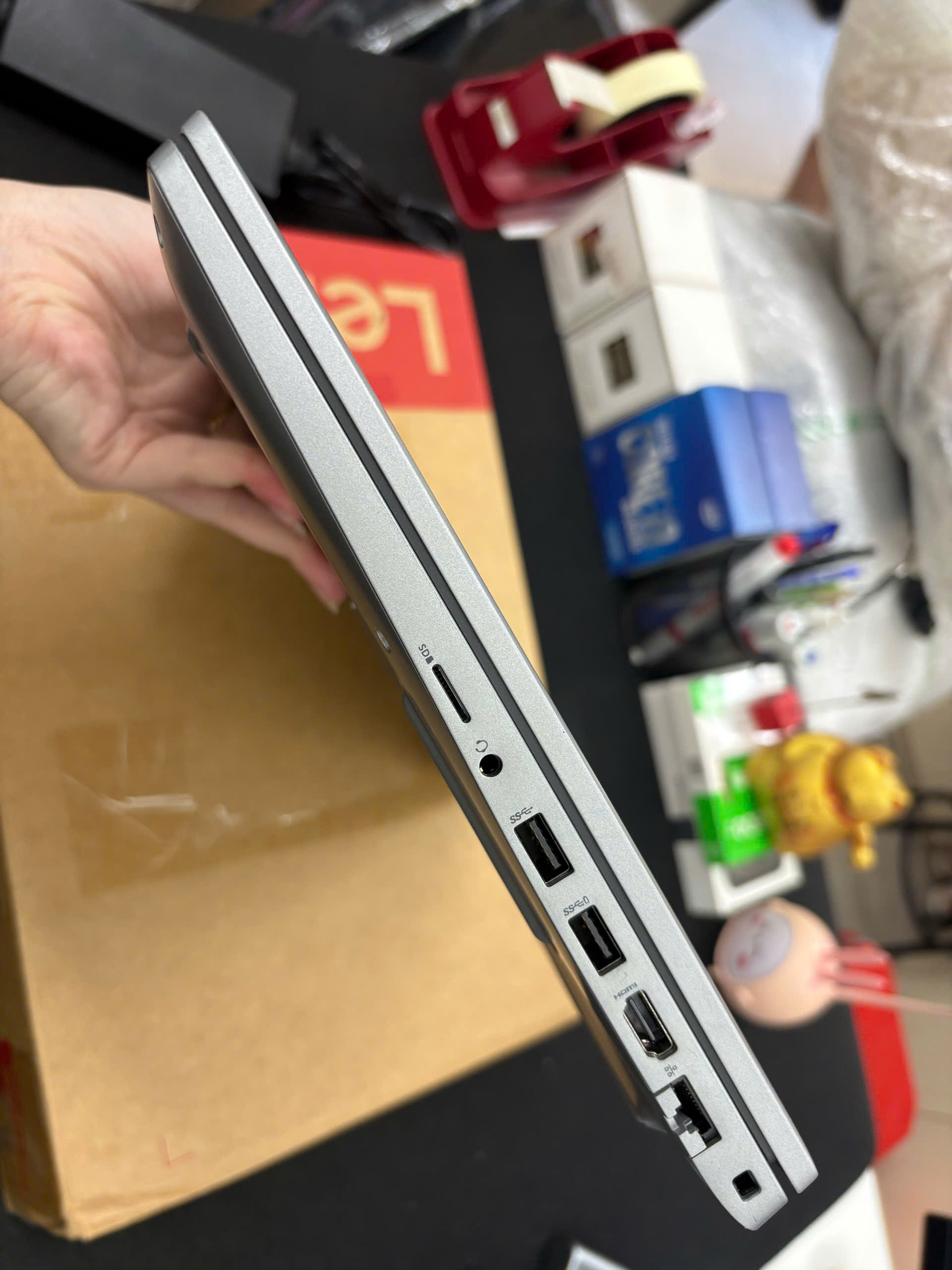 Dell Precision 3560
