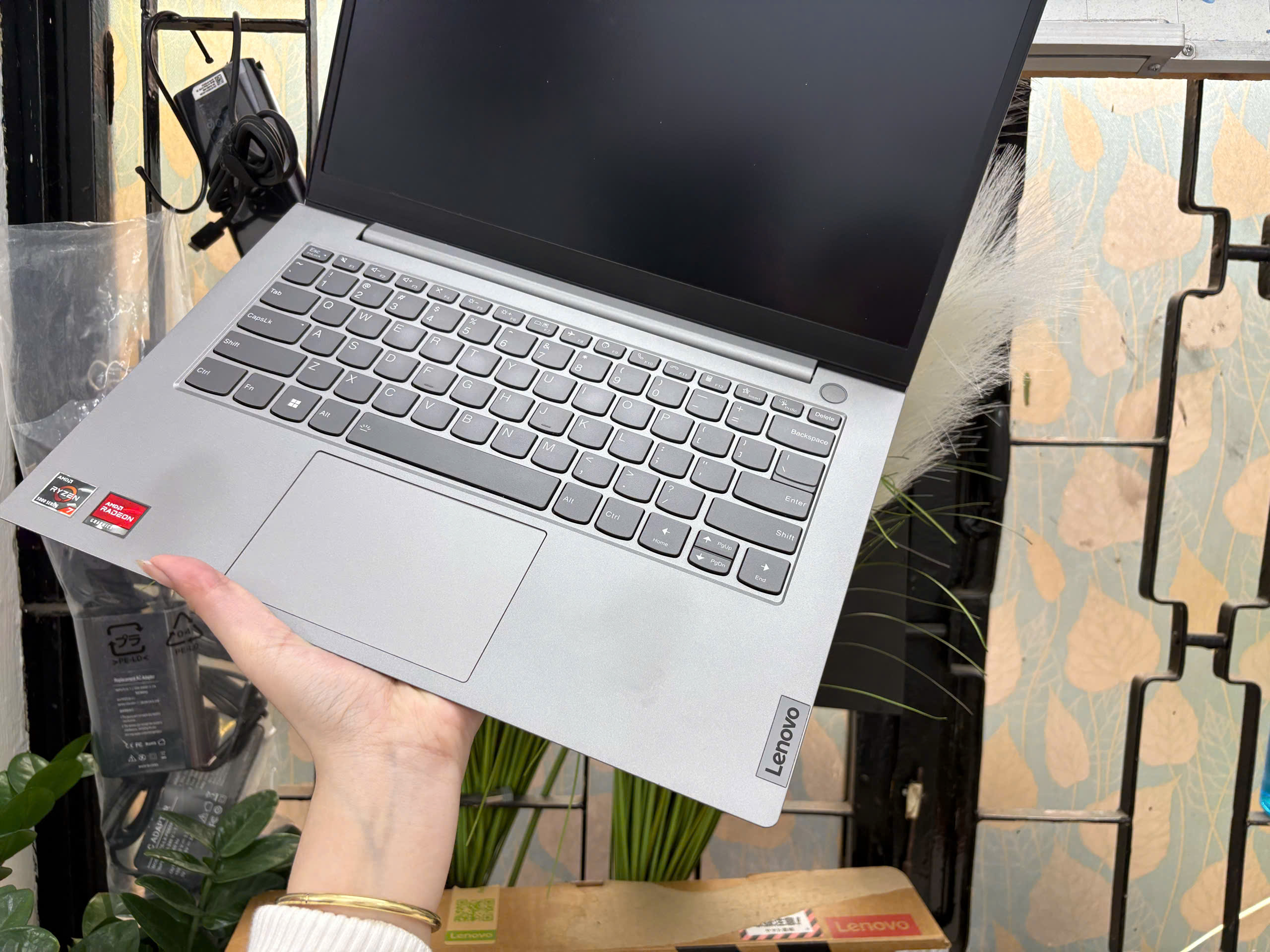Thinkbook 14 G4