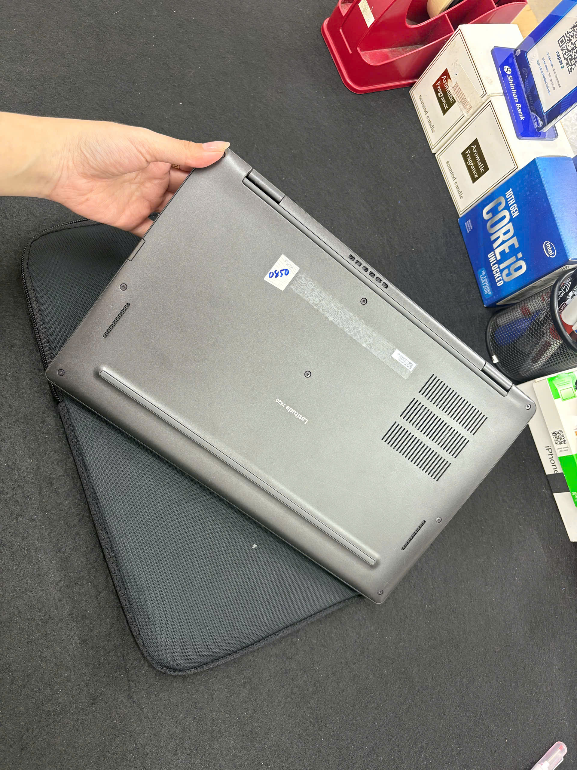 Dell Latitude 7420