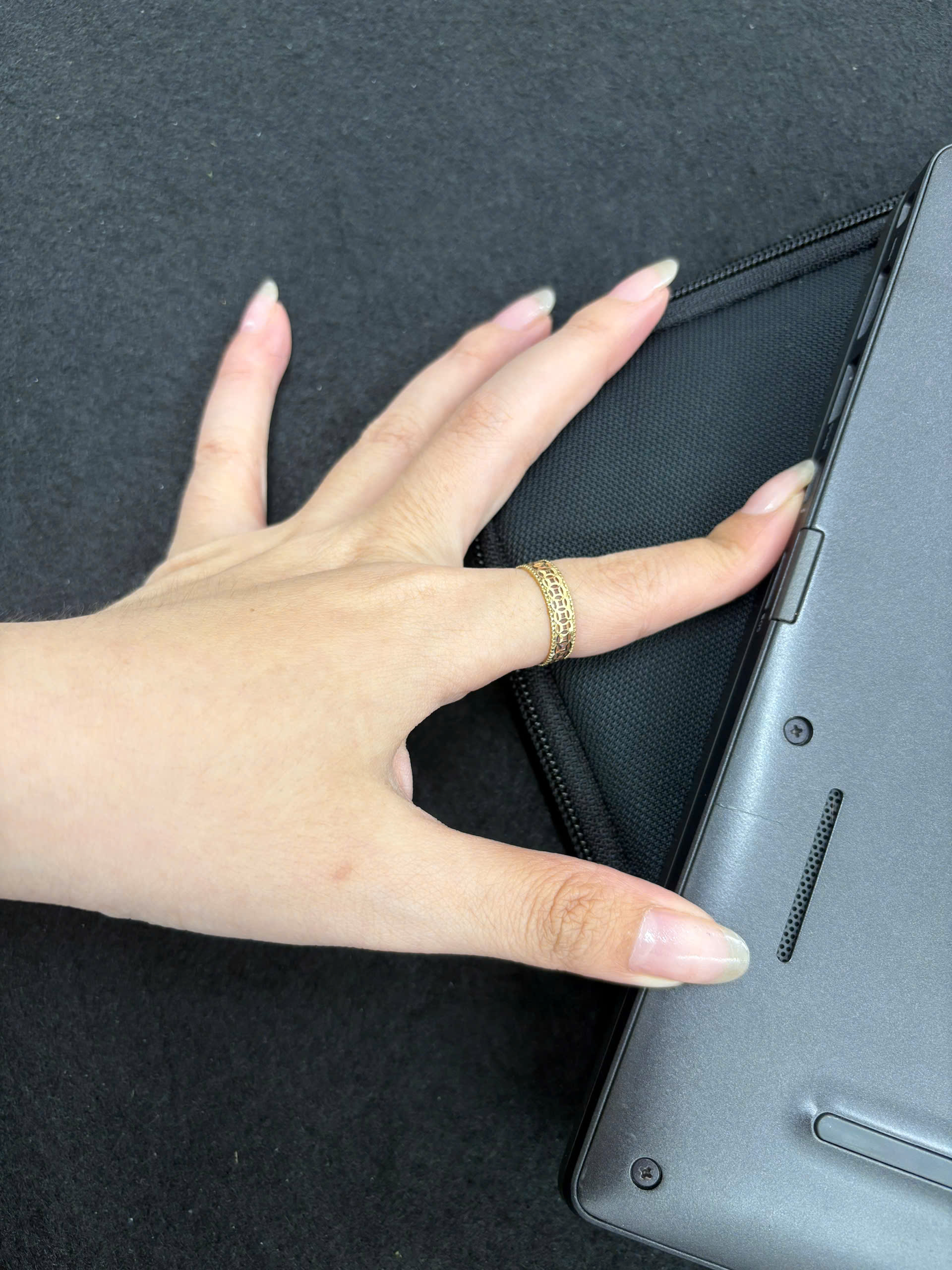 Dell Latitude 7420