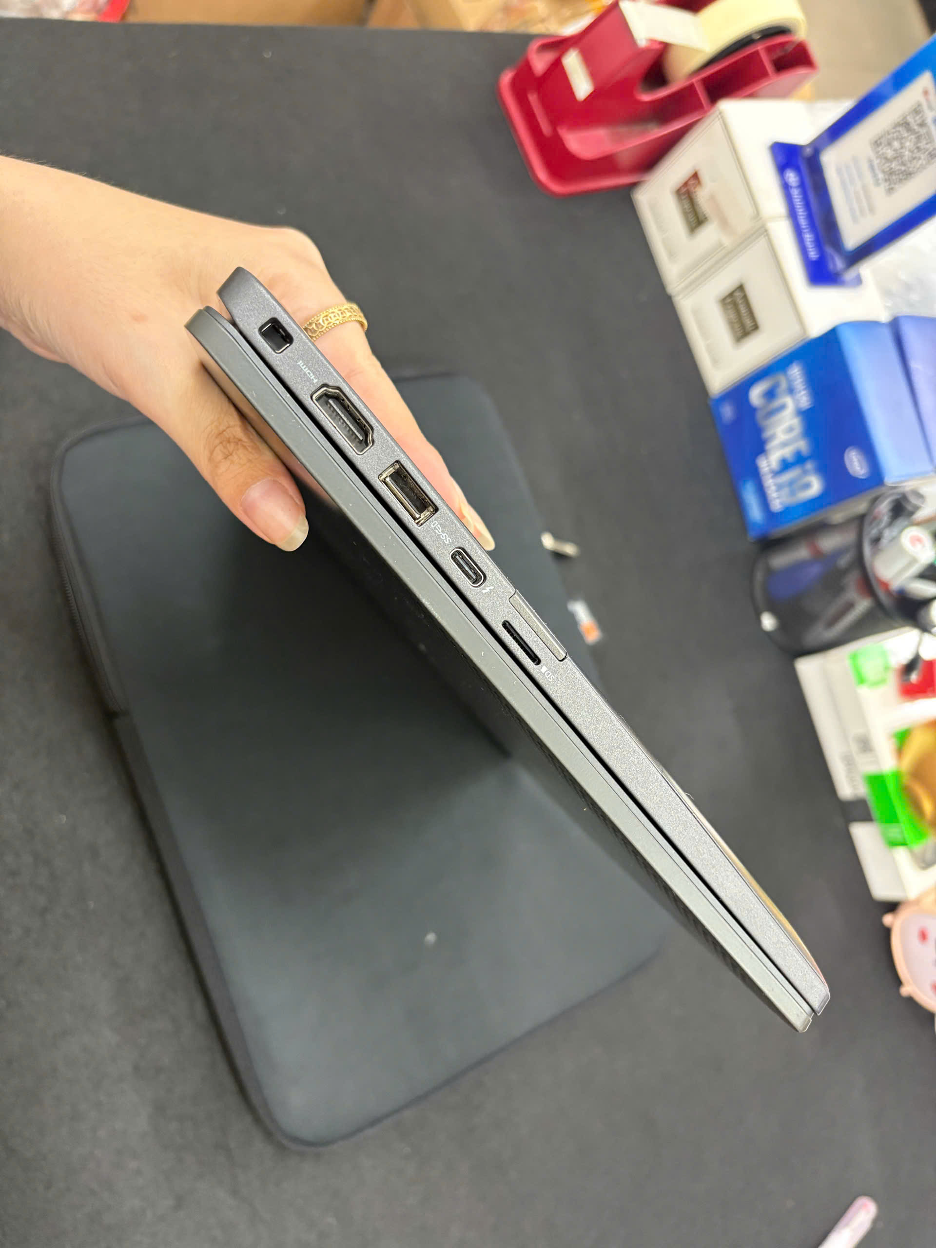 Dell Latitude 7420