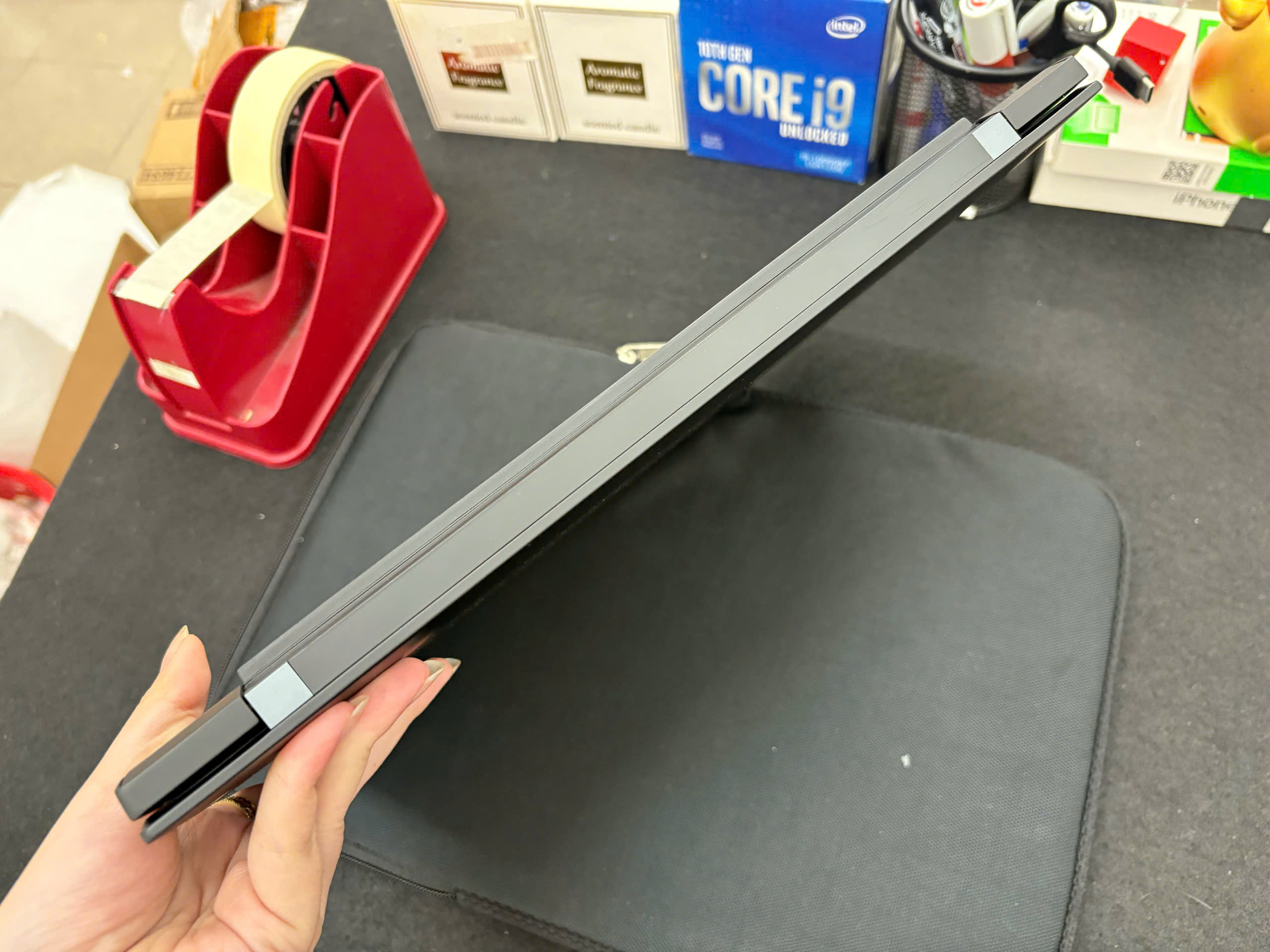 Thinkpad X1 Carbon G10