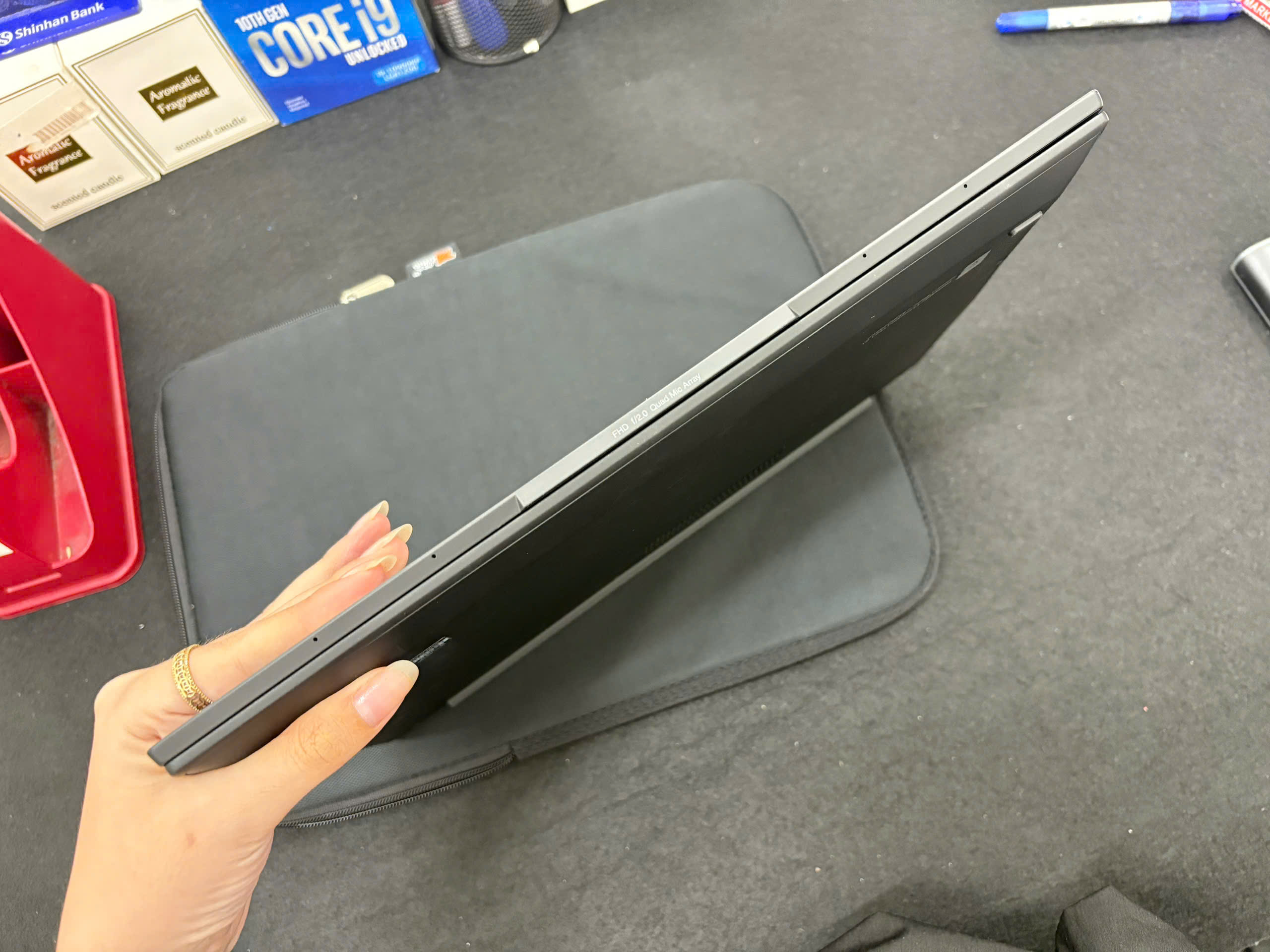 Thinkpad X1 Carbon G10