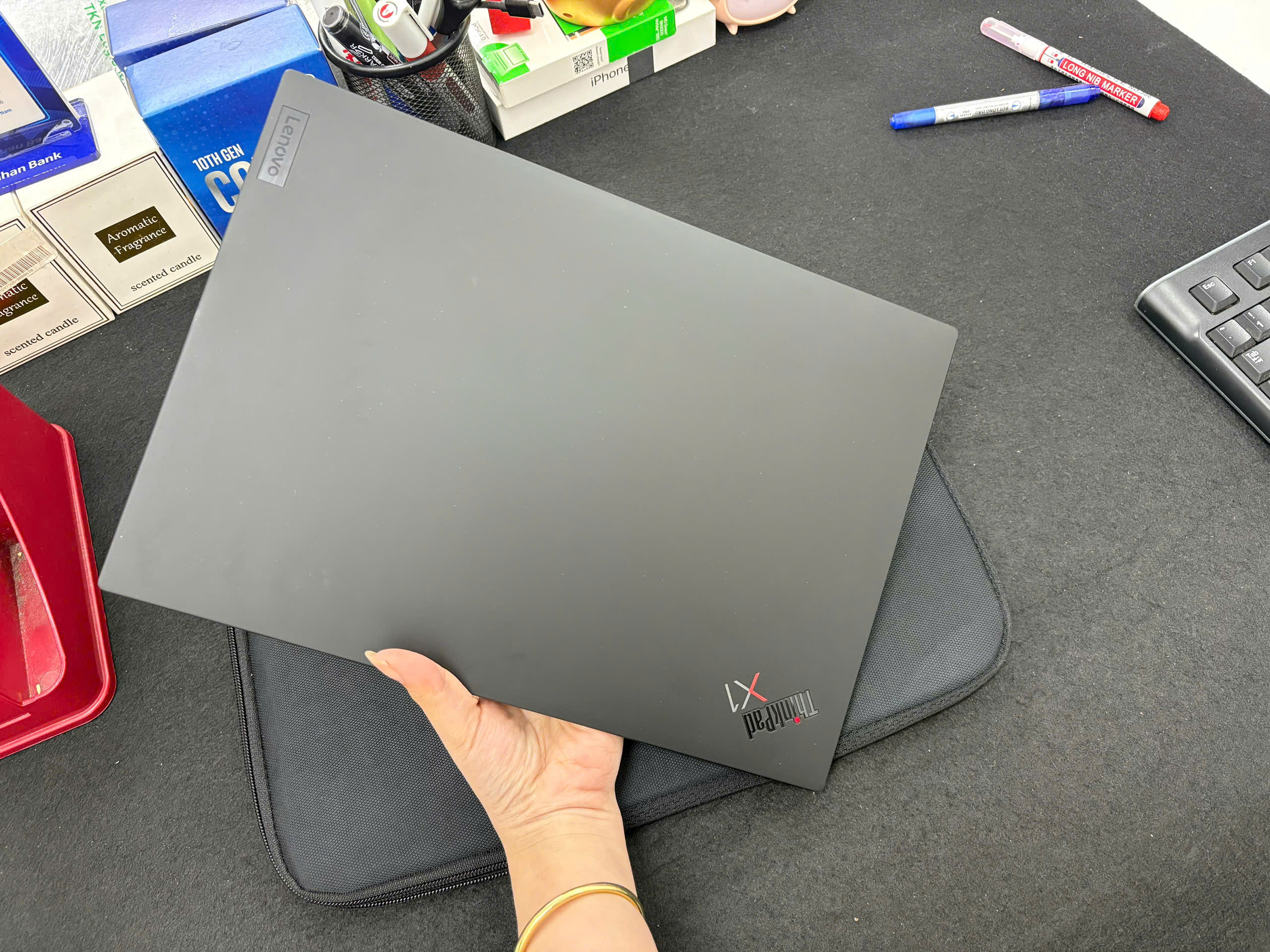Thinkpad X1 Carbon G10