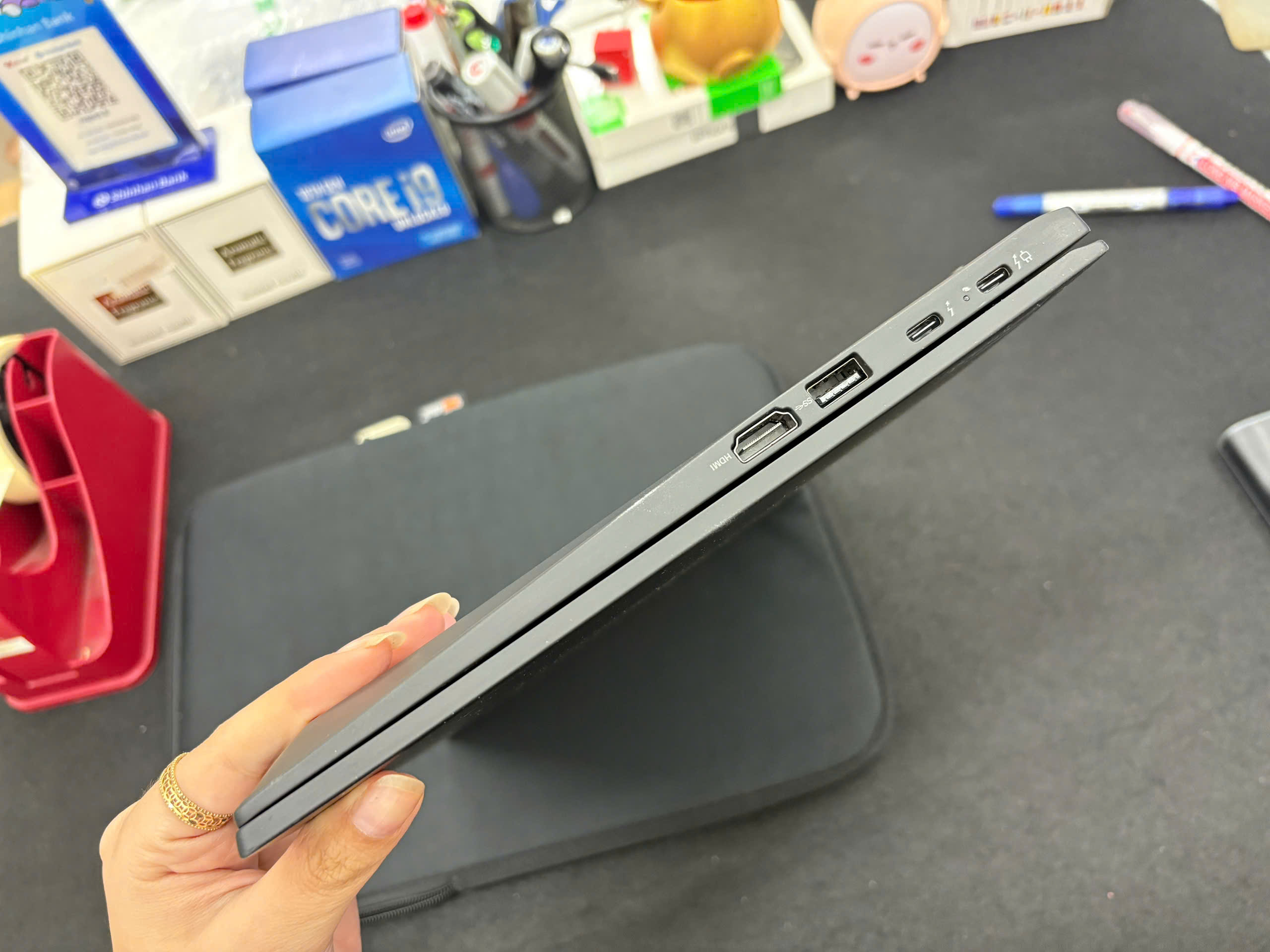 Thinkpad X1 Carbon G10