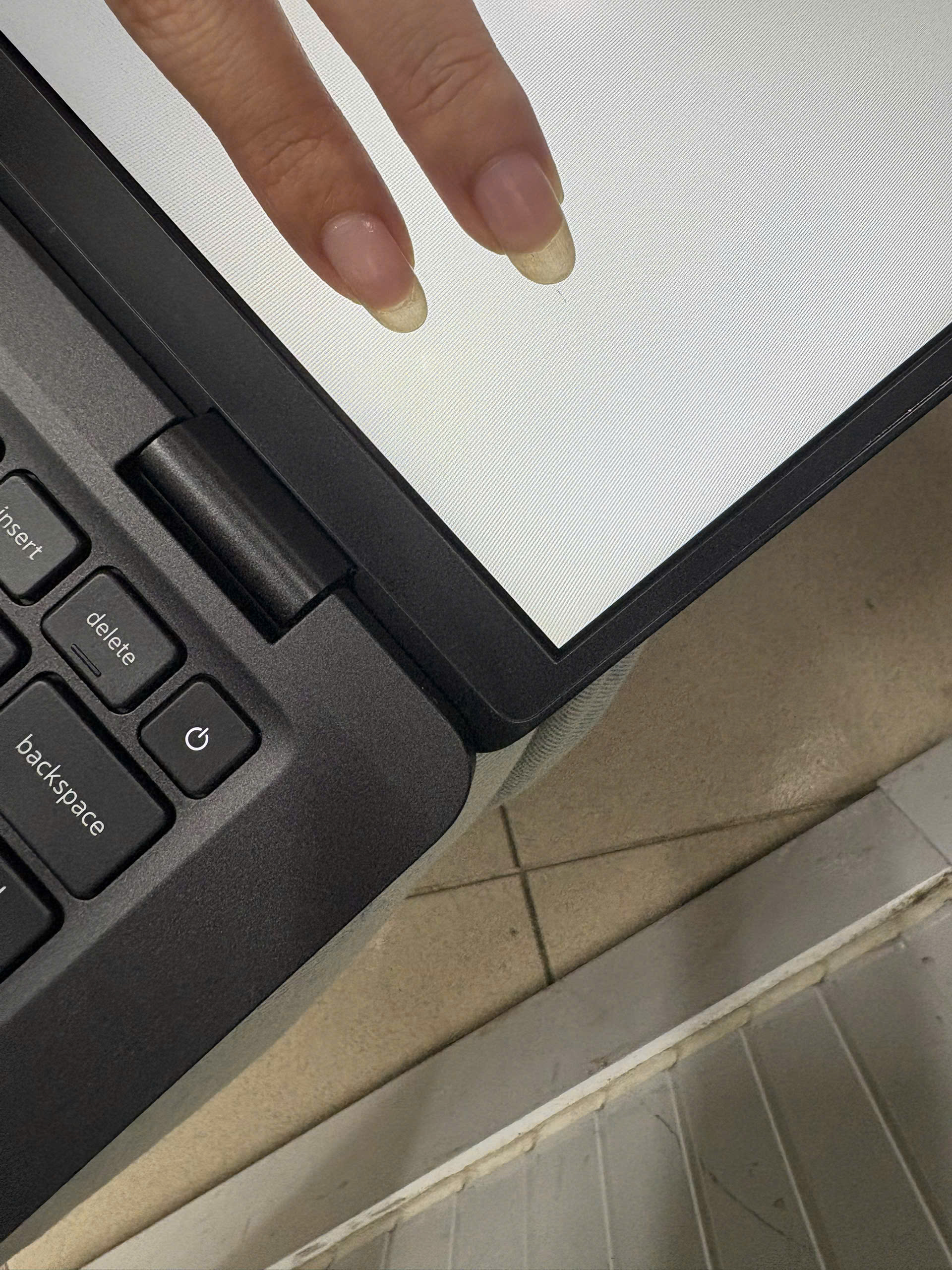 Dell Latitude 7330