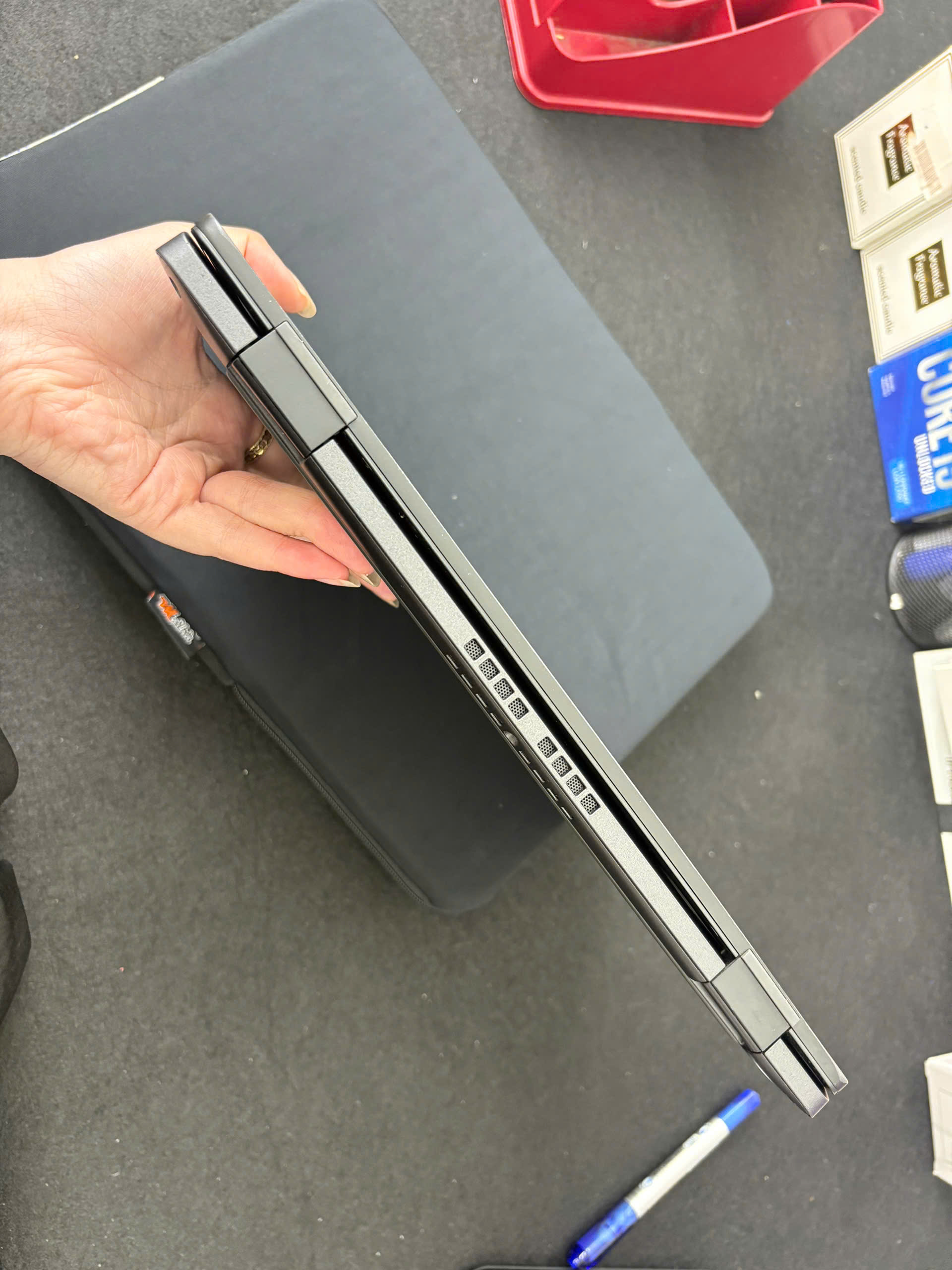 Dell Latitude 7330