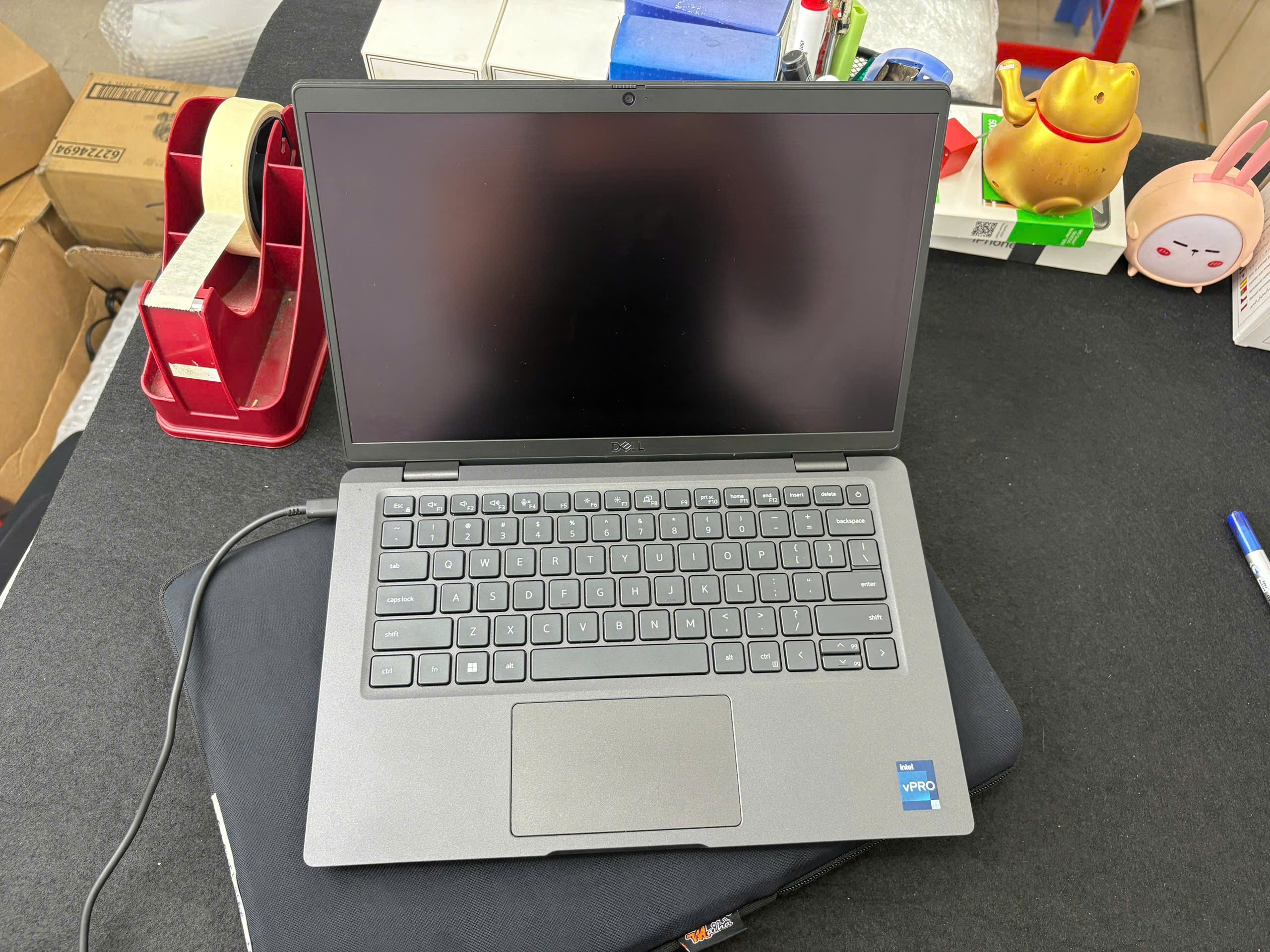 Dell Latitude 7330