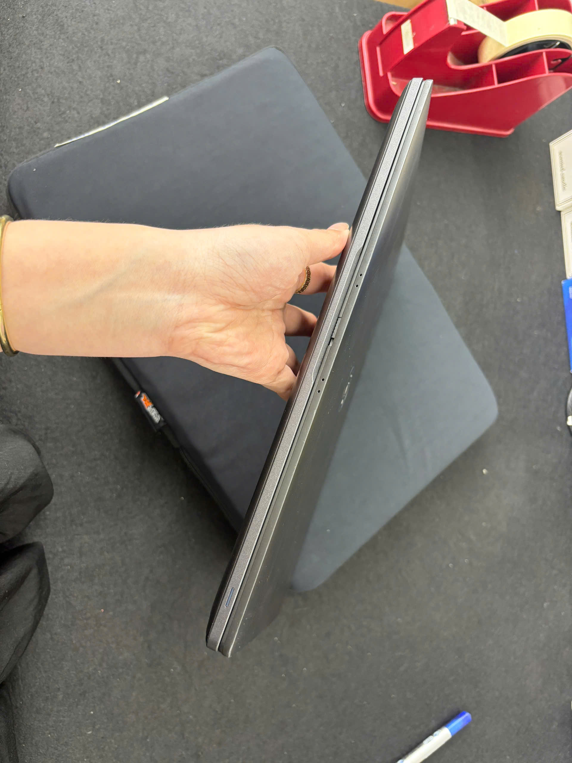 Dell Latitude 7330