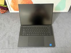 Dell Precision 5560
