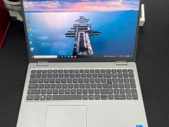 Dell Precision 3561