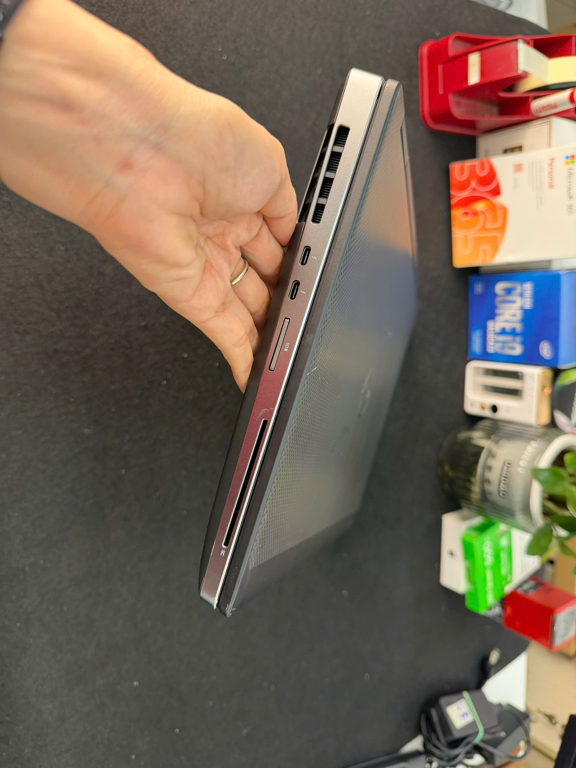 Dell Precision 7530 - Ảnh 6