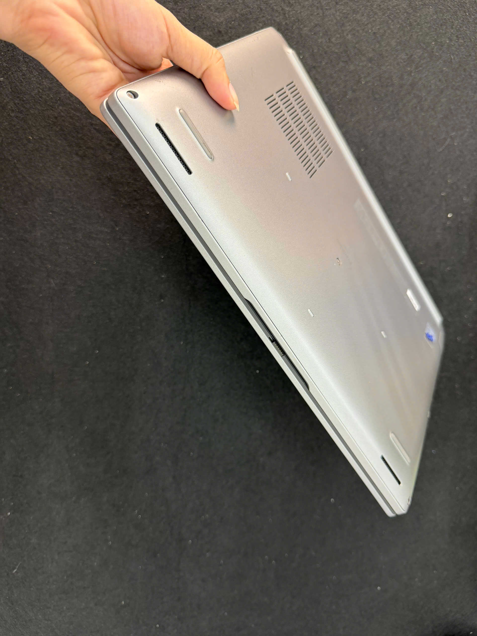 Dell Precision 3490 - Ảnh 3