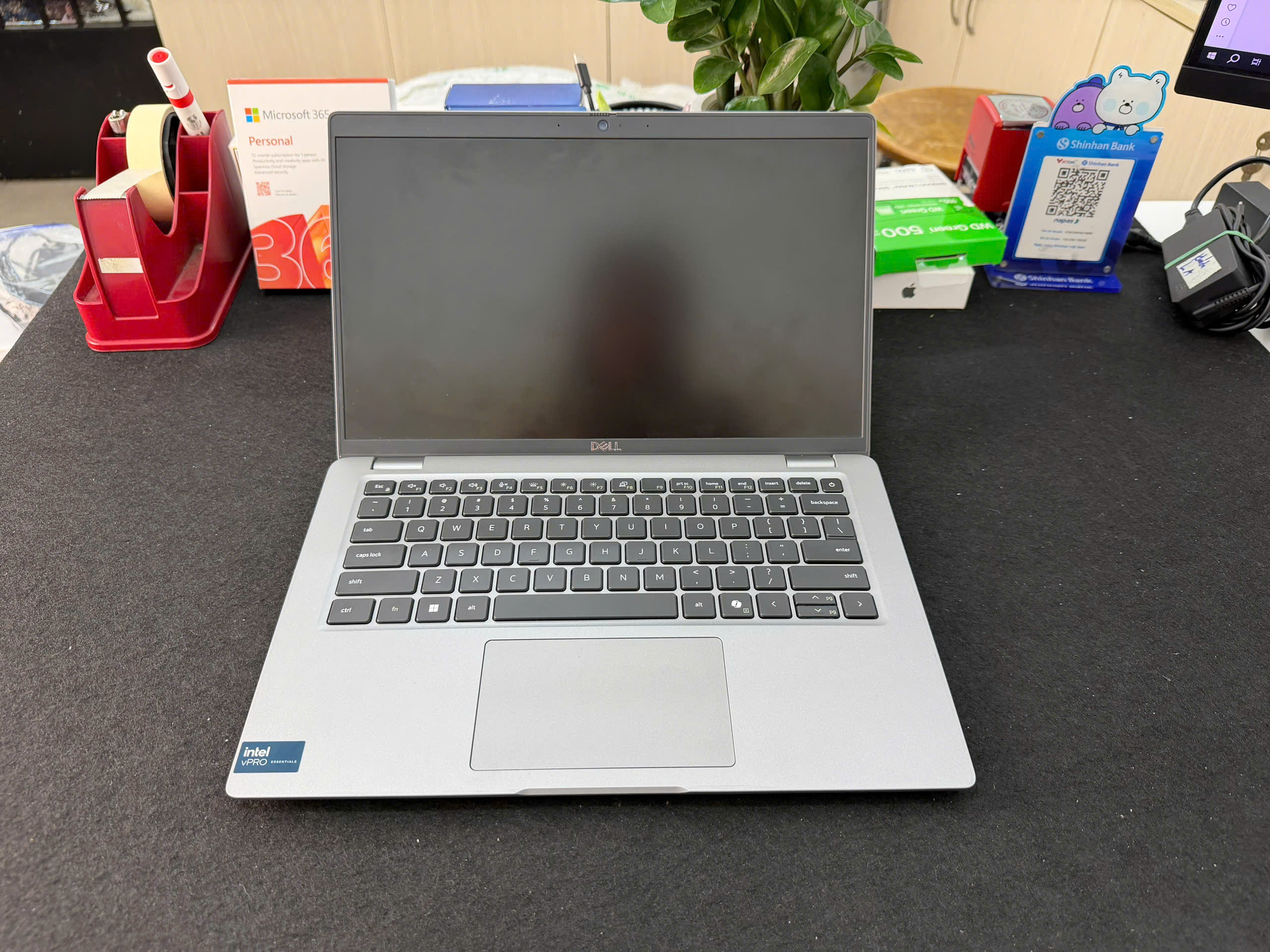 Dell Precision 3490