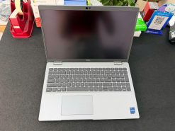 Dell Precision 3570