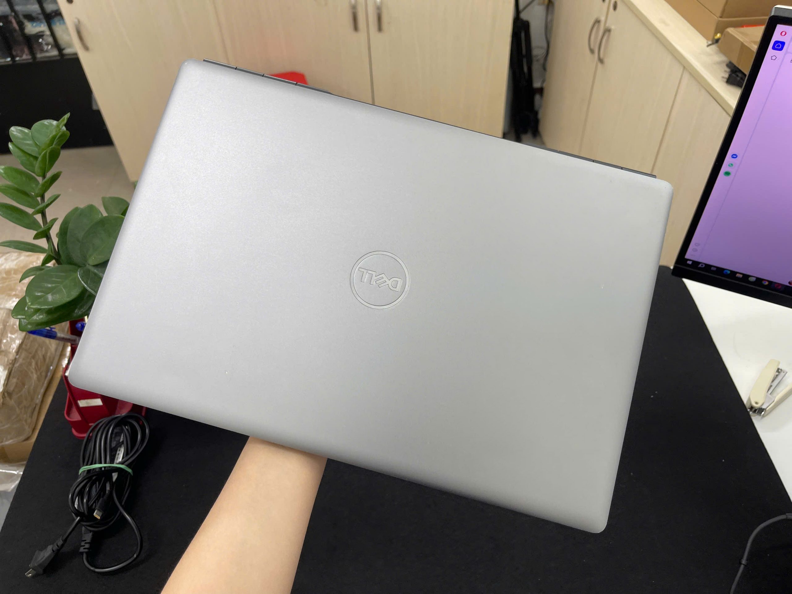 Dell Precision 7560 - Ảnh 2