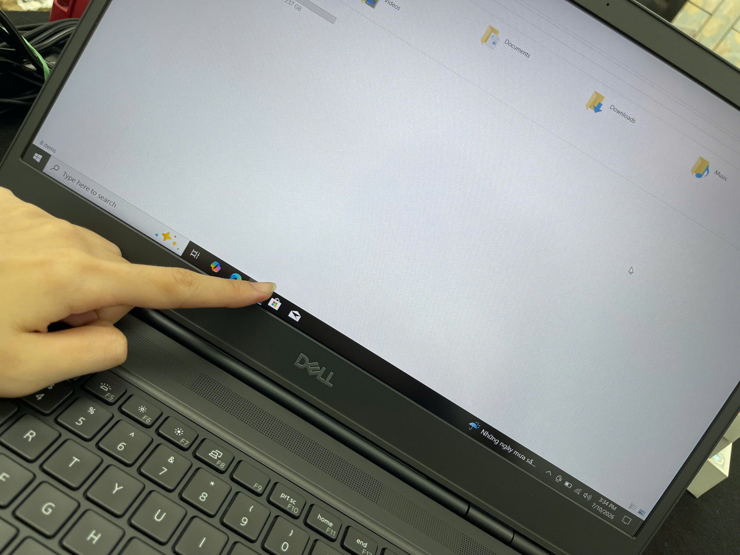 Dell Precision 7560 - Ảnh 10