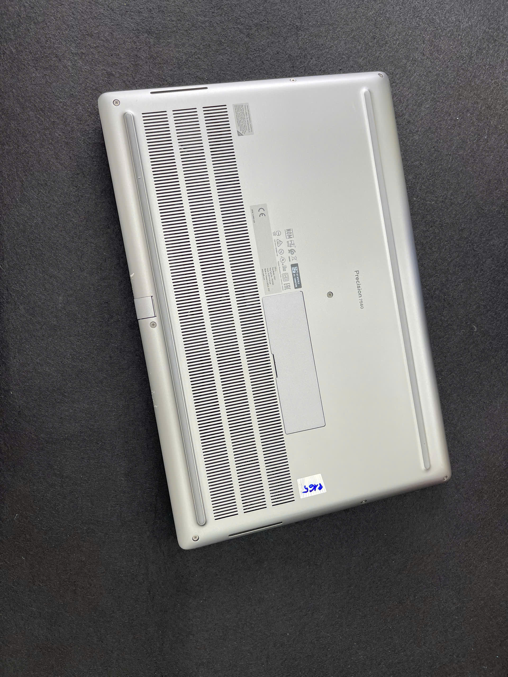 Dell Precision 7560 - Ảnh 9