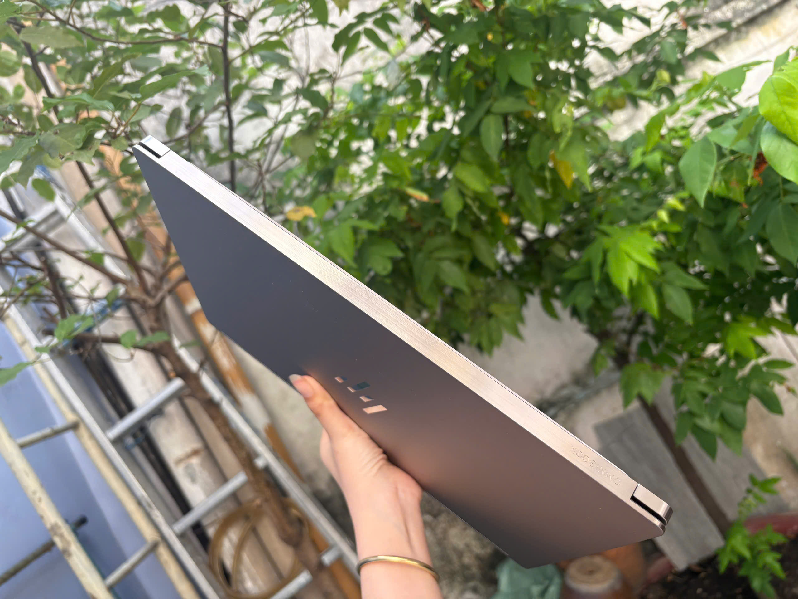 HP Omnibook Ultra 2026 ( màu mới Silk Sand) - Ảnh 3