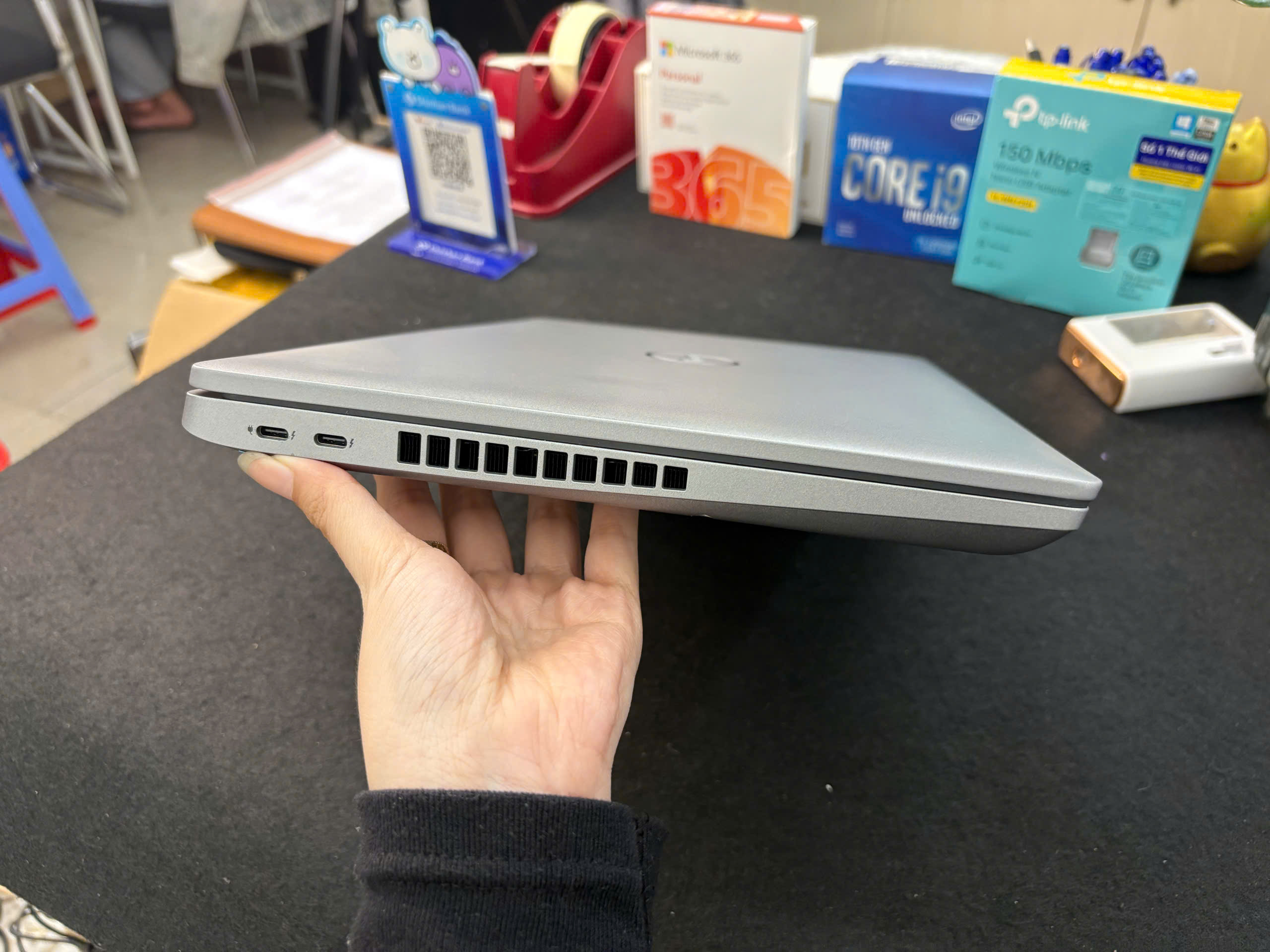 Dell Precision 3571 - Ảnh 6