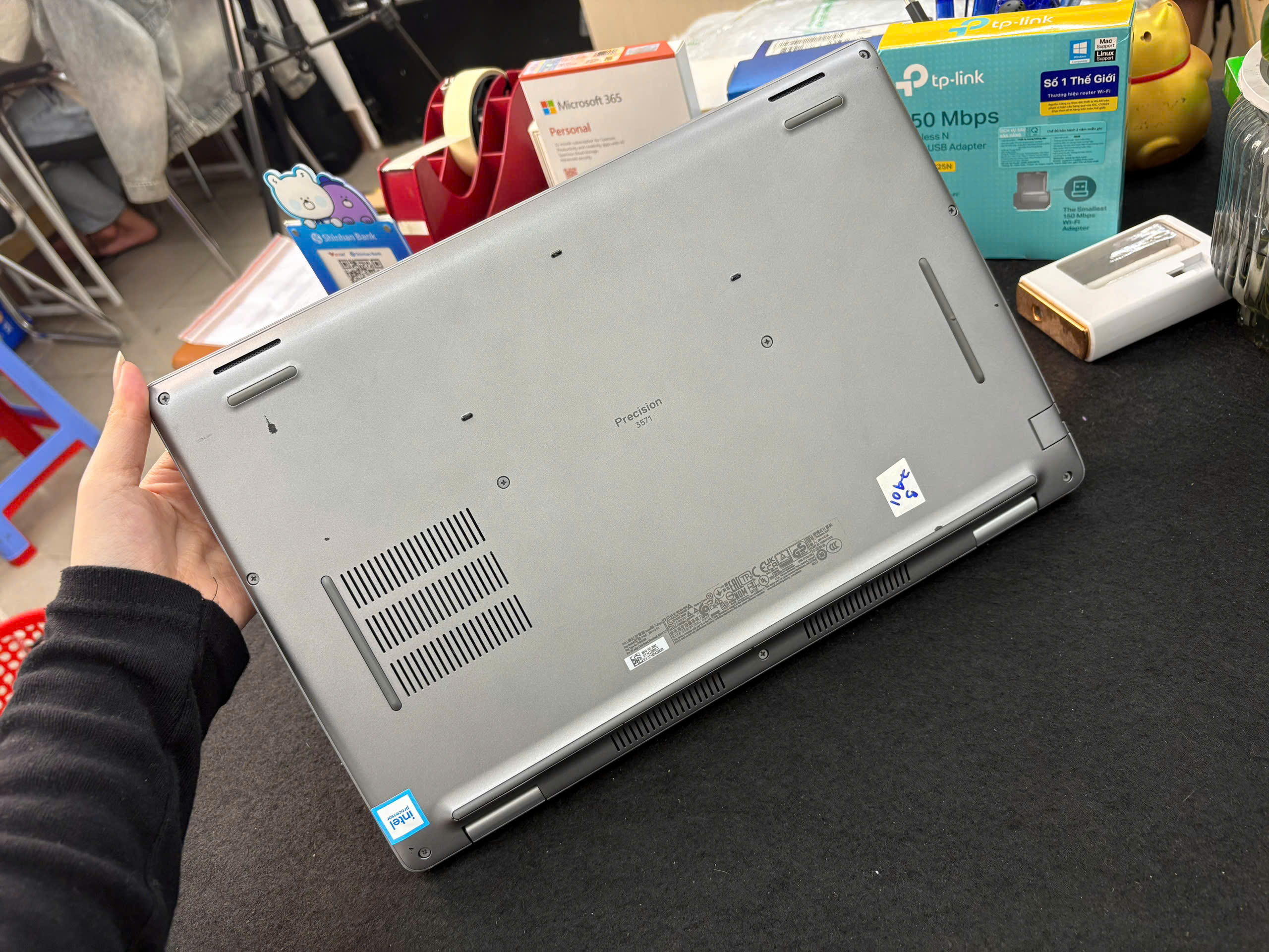 Dell Precision 3571 - Ảnh 12
