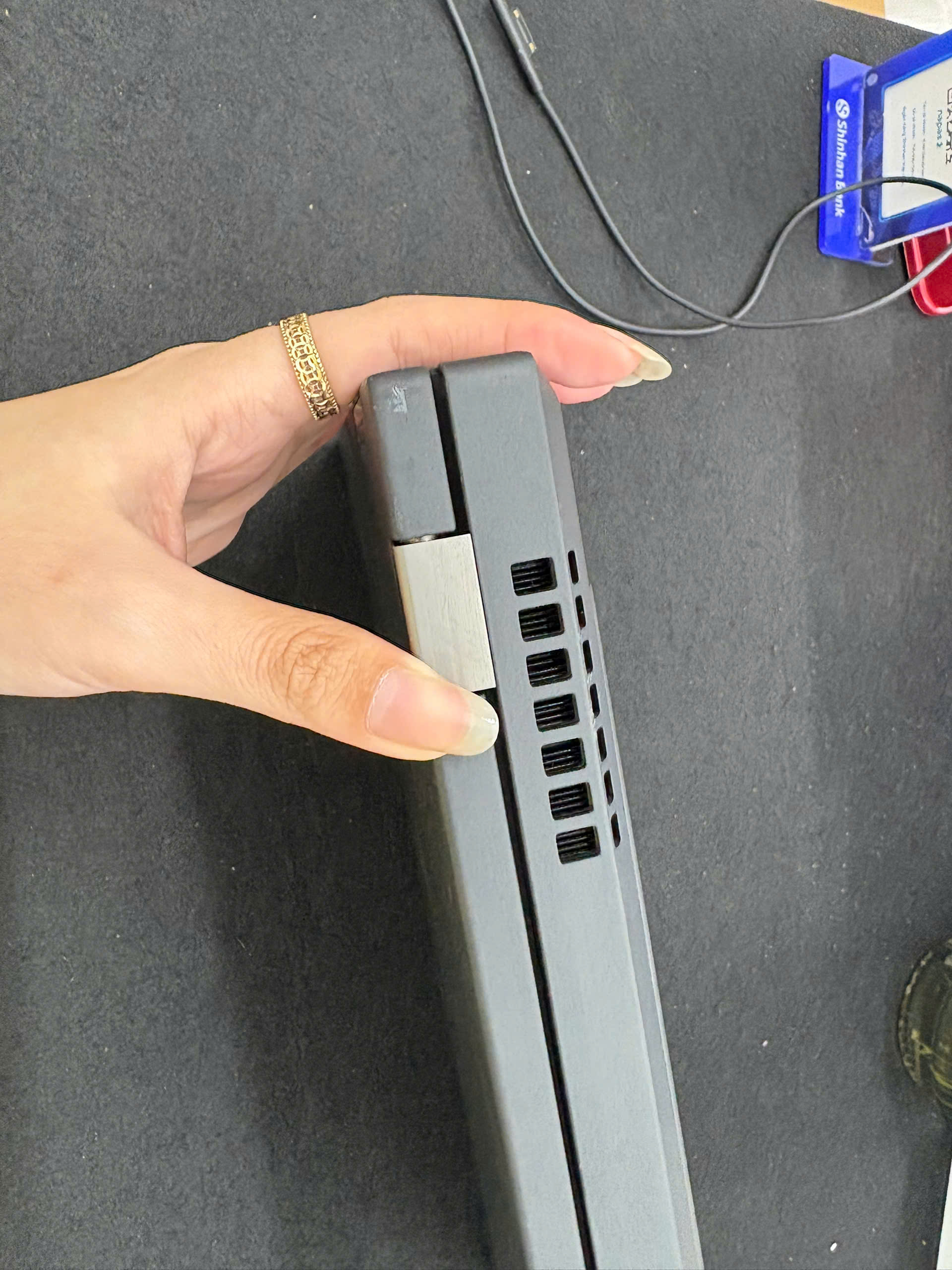 Thinkpad P15 G2 - Ảnh 5
