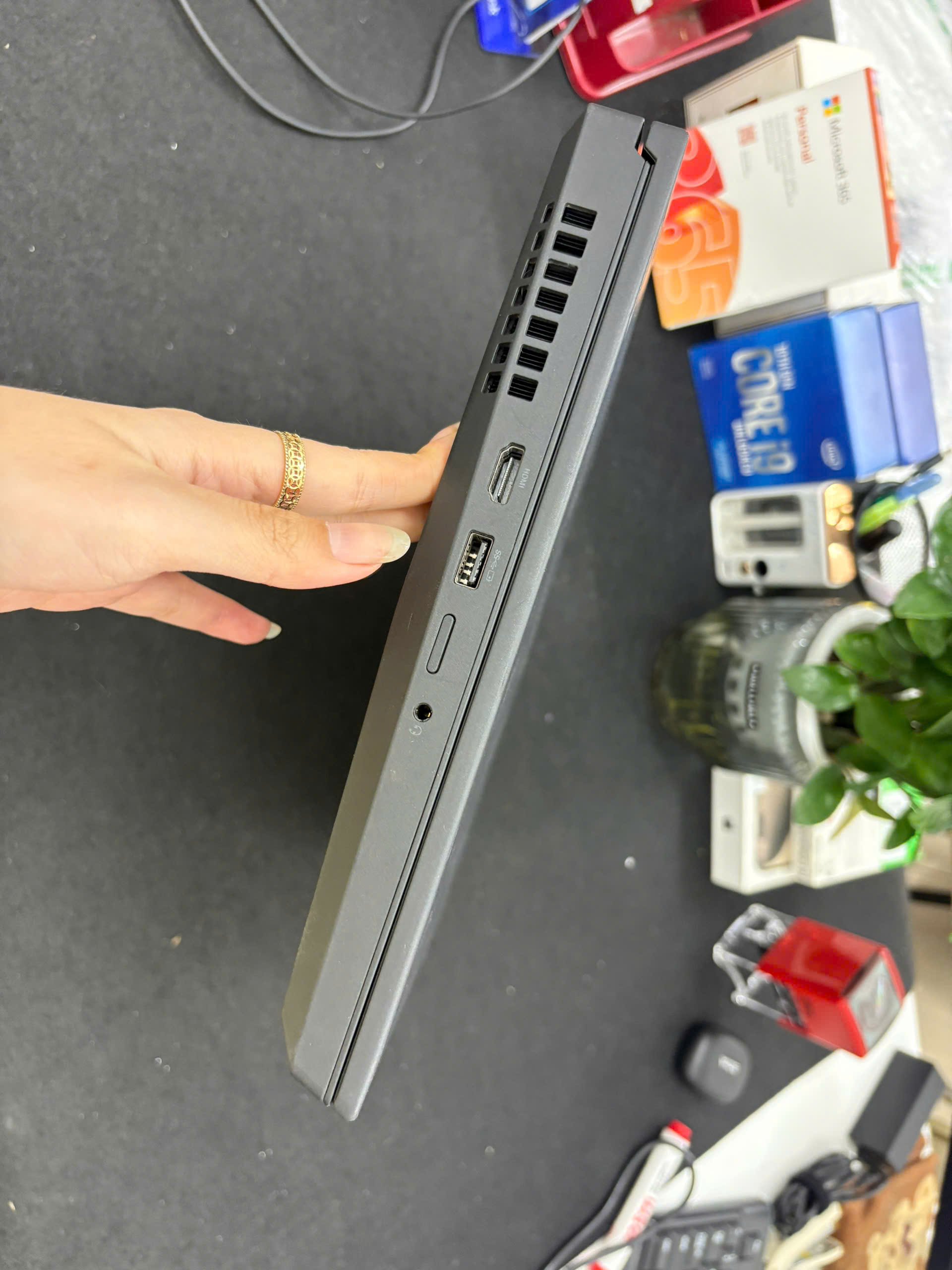 Thinkpad P15 G2 - Ảnh 7