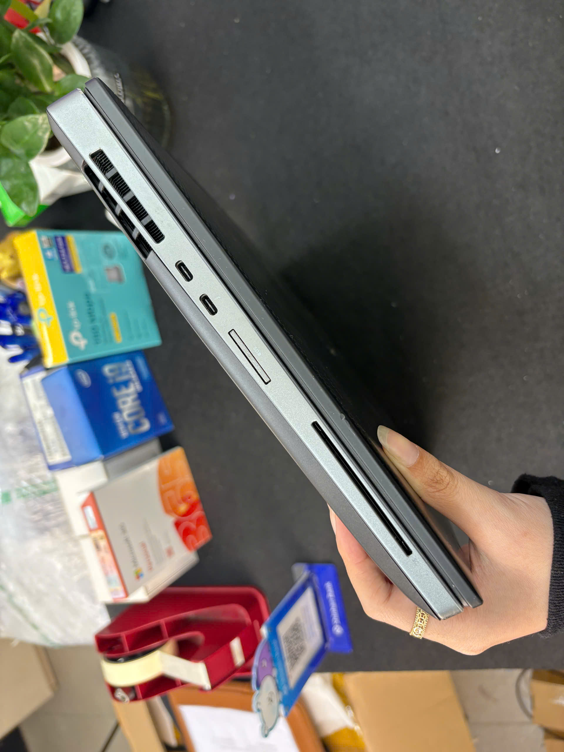 Dell Precision 7530 - Ảnh 8