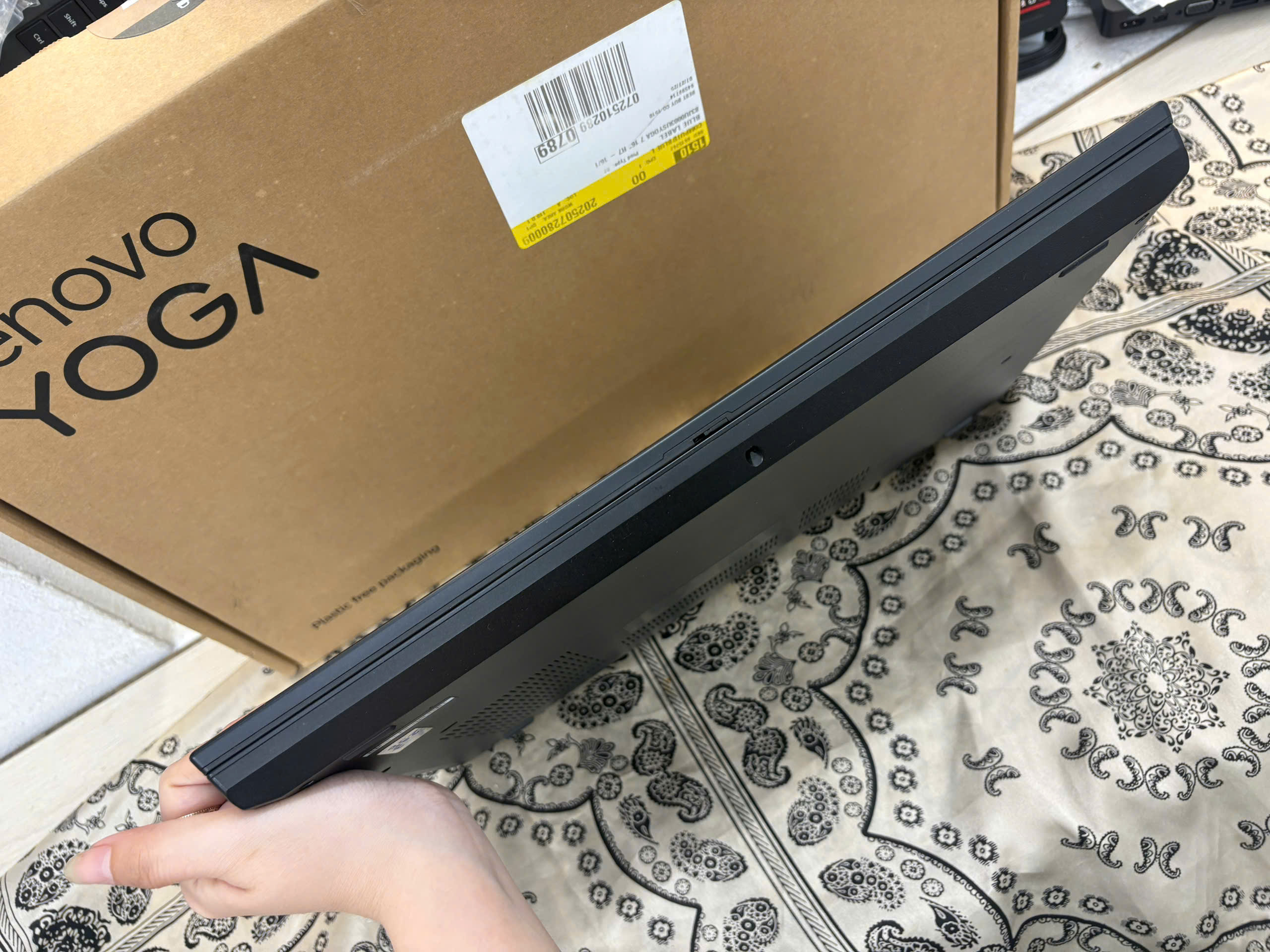 Thinkpad P15v G2 - Ảnh 3