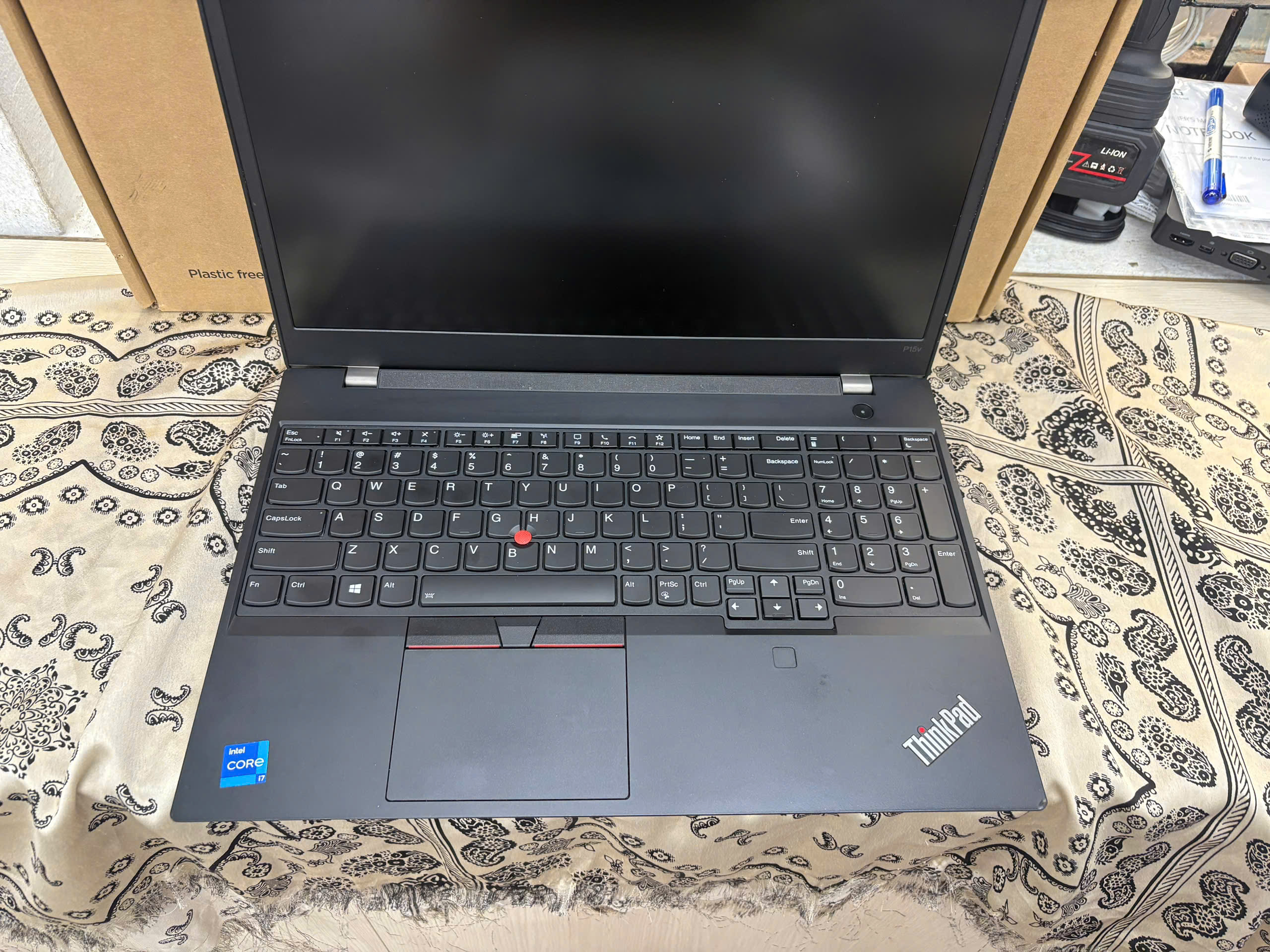 Thinkpad P15v G2 - Ảnh 12