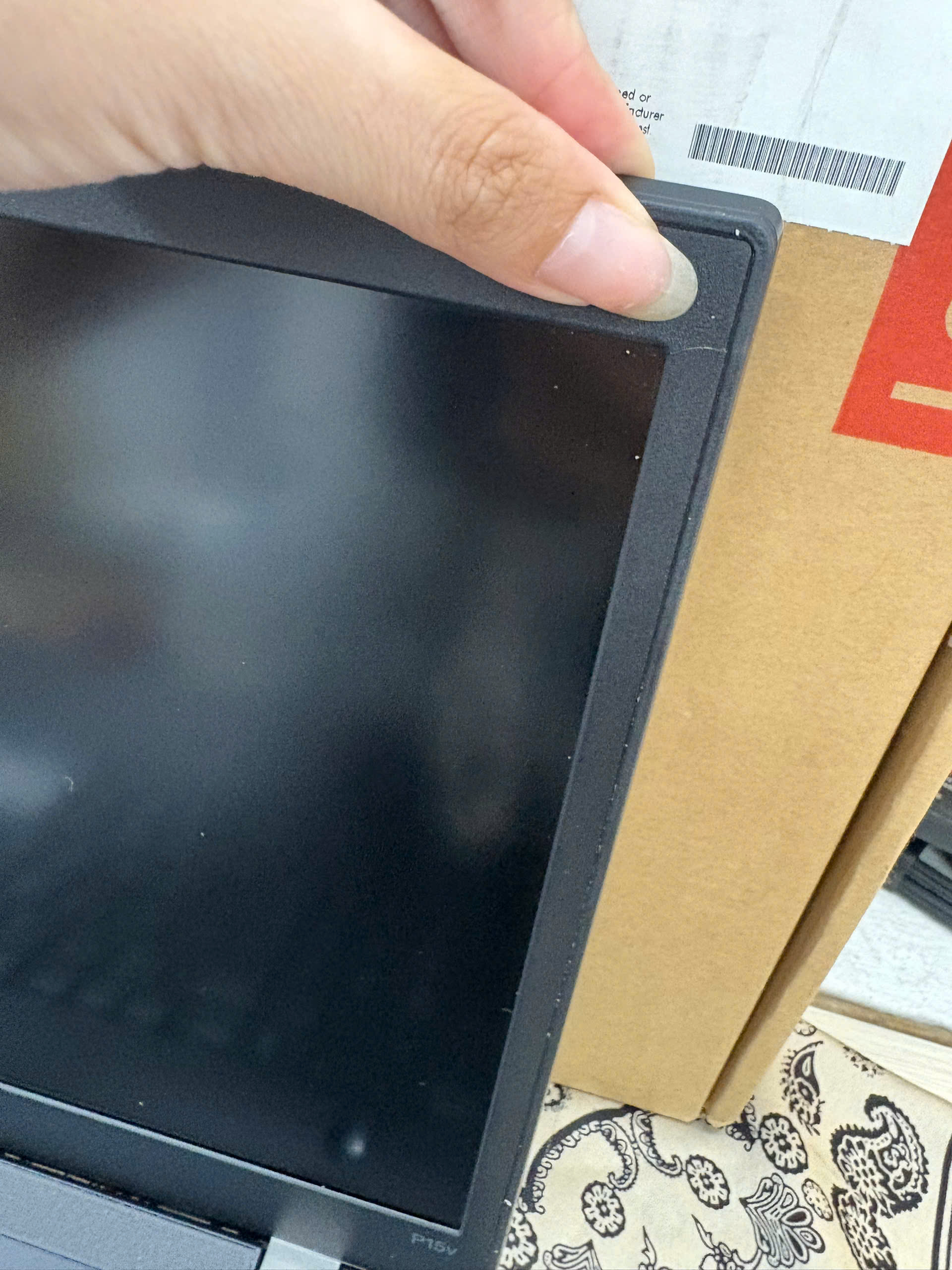 Thinkpad P15v G2 - Ảnh 14