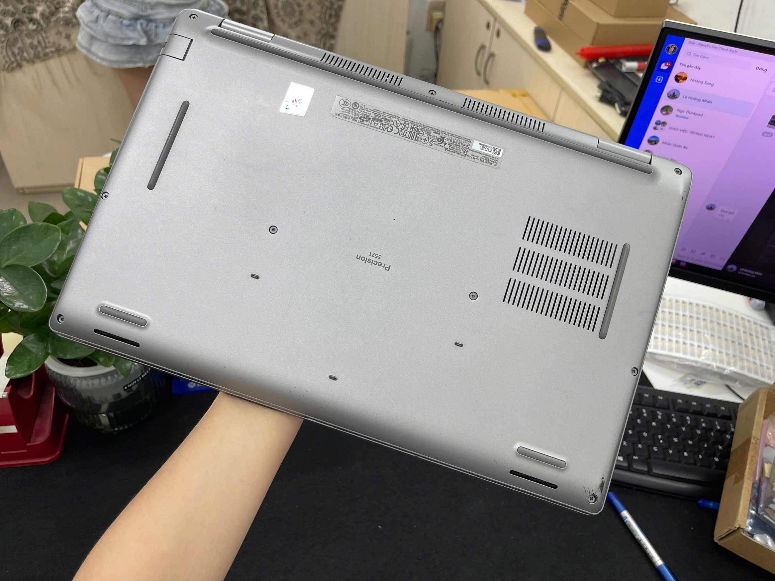 Dell Precision 3571 - Ảnh 12
