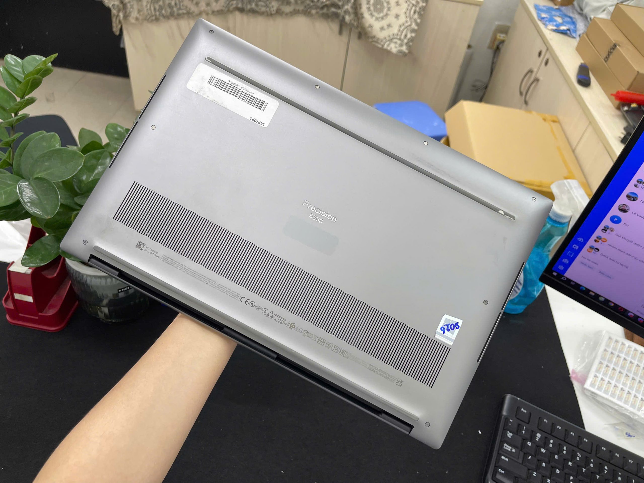 Dell Precision 5550 - Ảnh 10