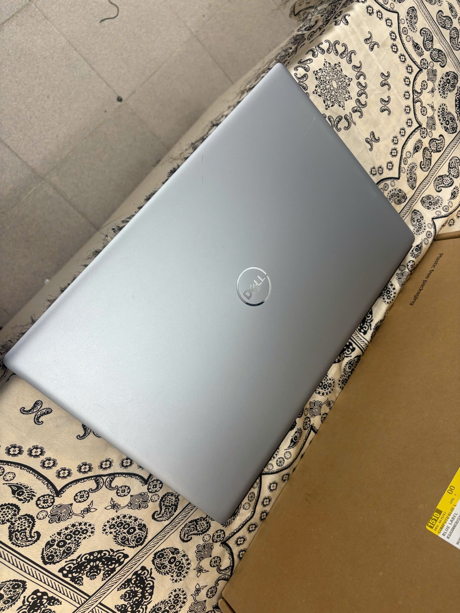 Dell Precision 7750 - Ảnh 11