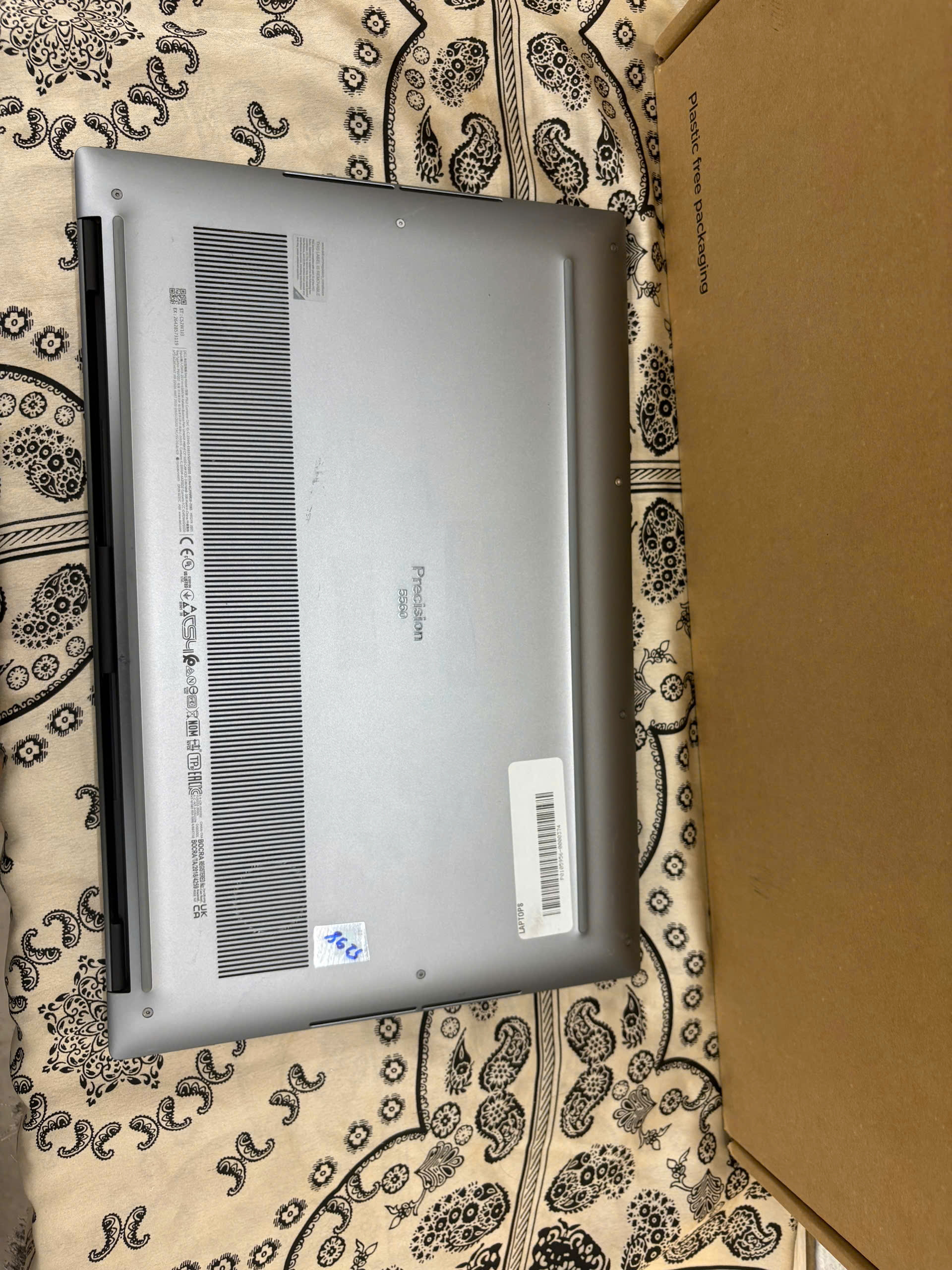 Dell Precision 5560 - Ảnh 9