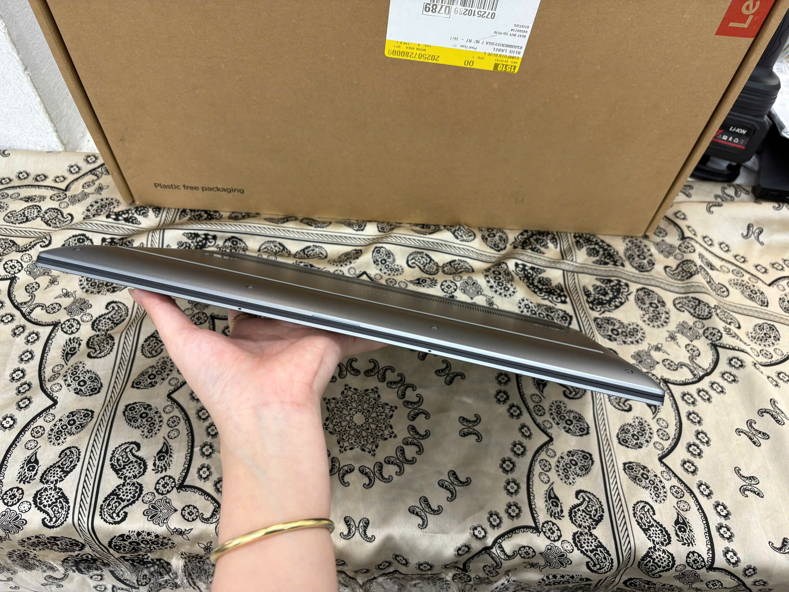 Dell Precision 5570 - Ảnh 2