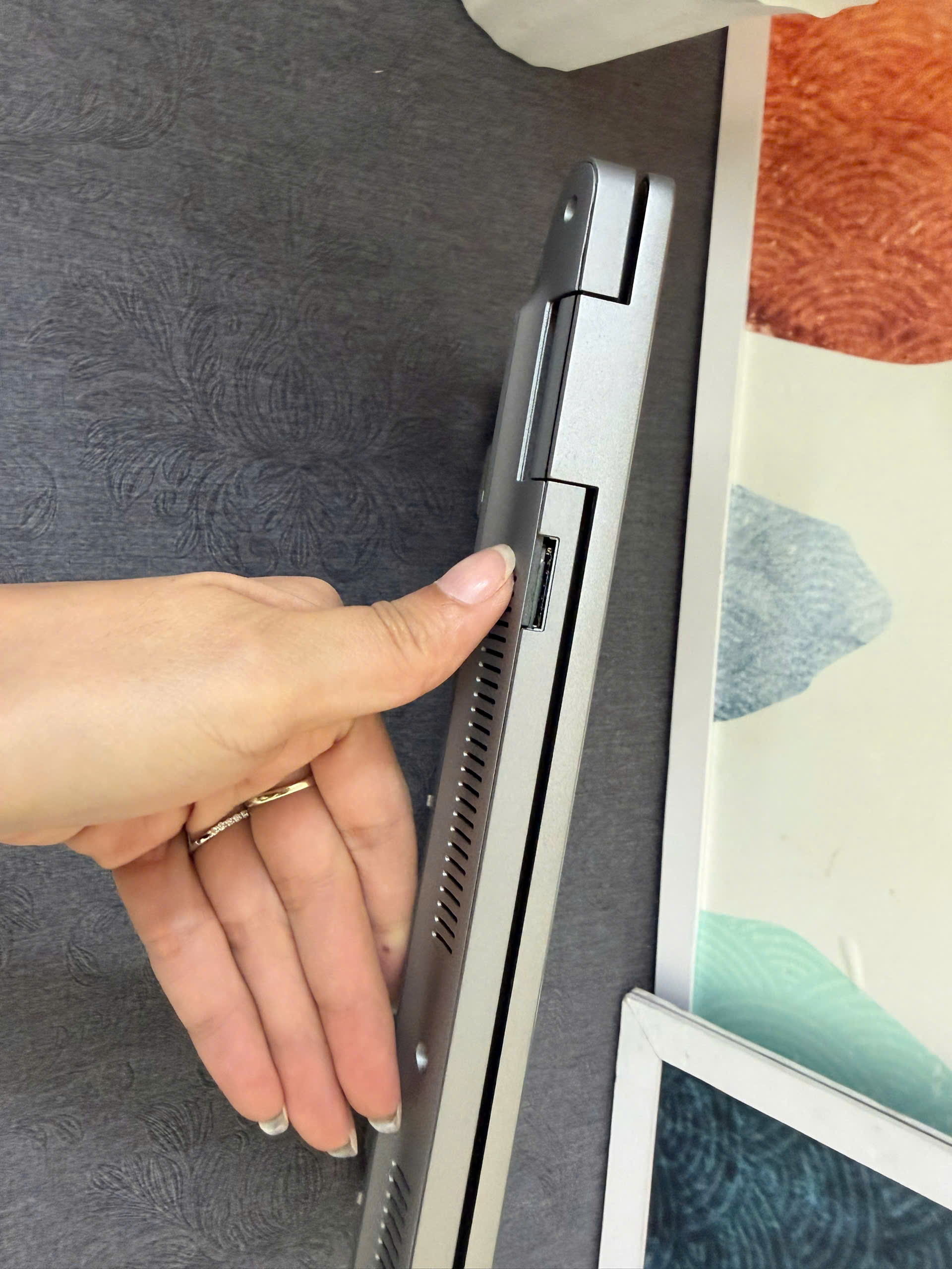 Dell Latitude 5520 - Ảnh 9