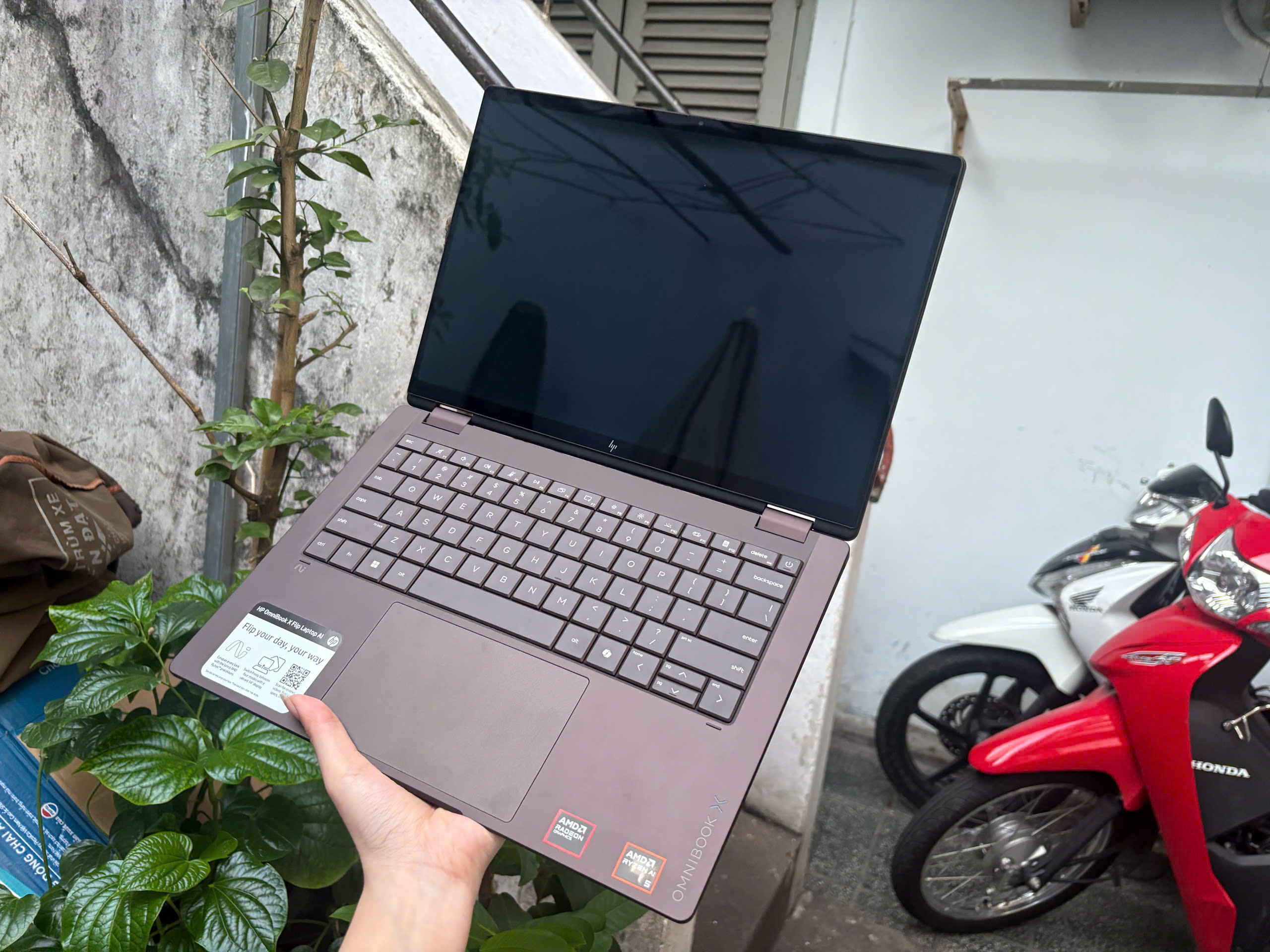 HP Omnibook X Flip 2026 model 14-kc0xxx