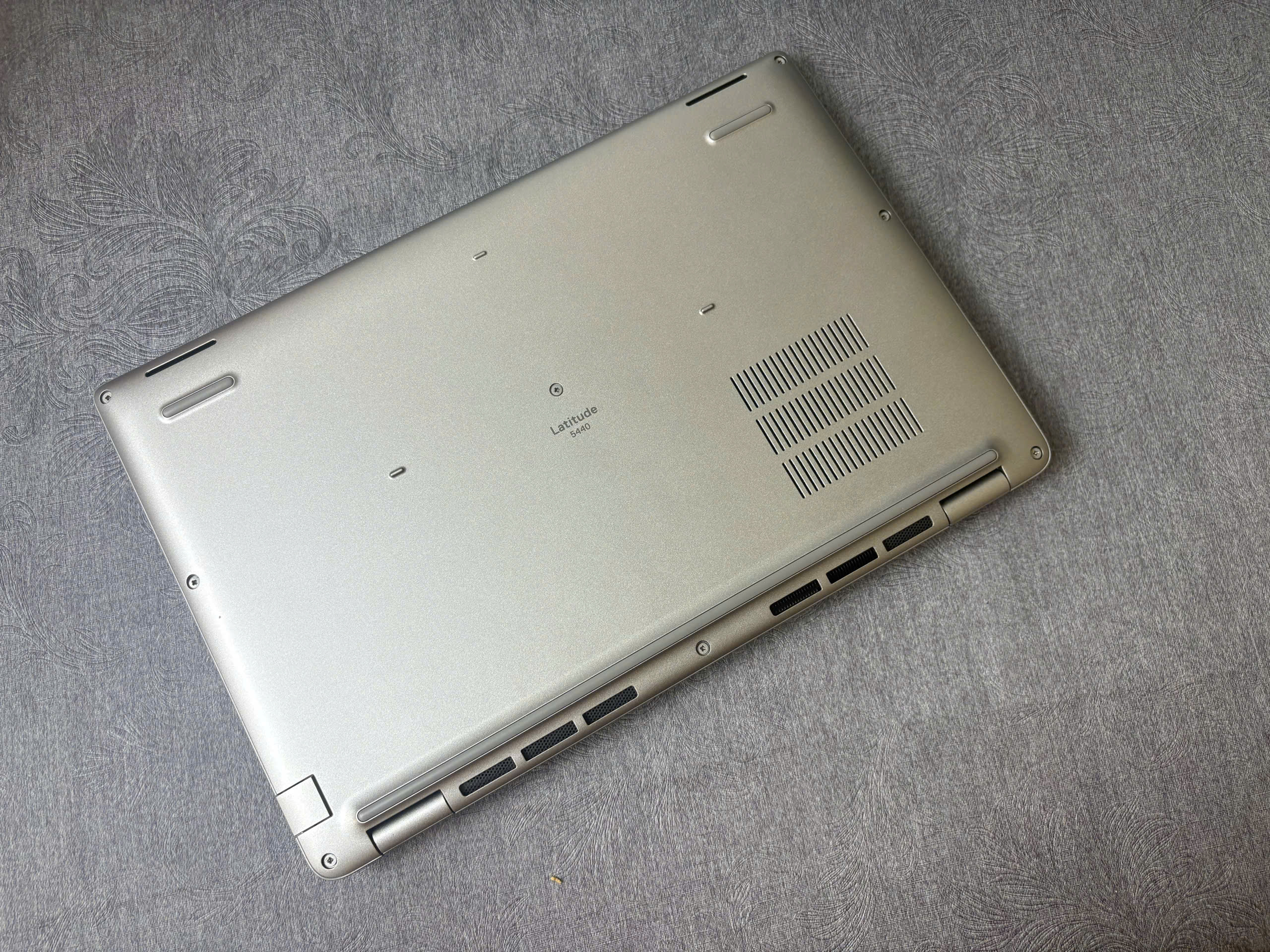 Dell Latitude 5440 - Ảnh 8