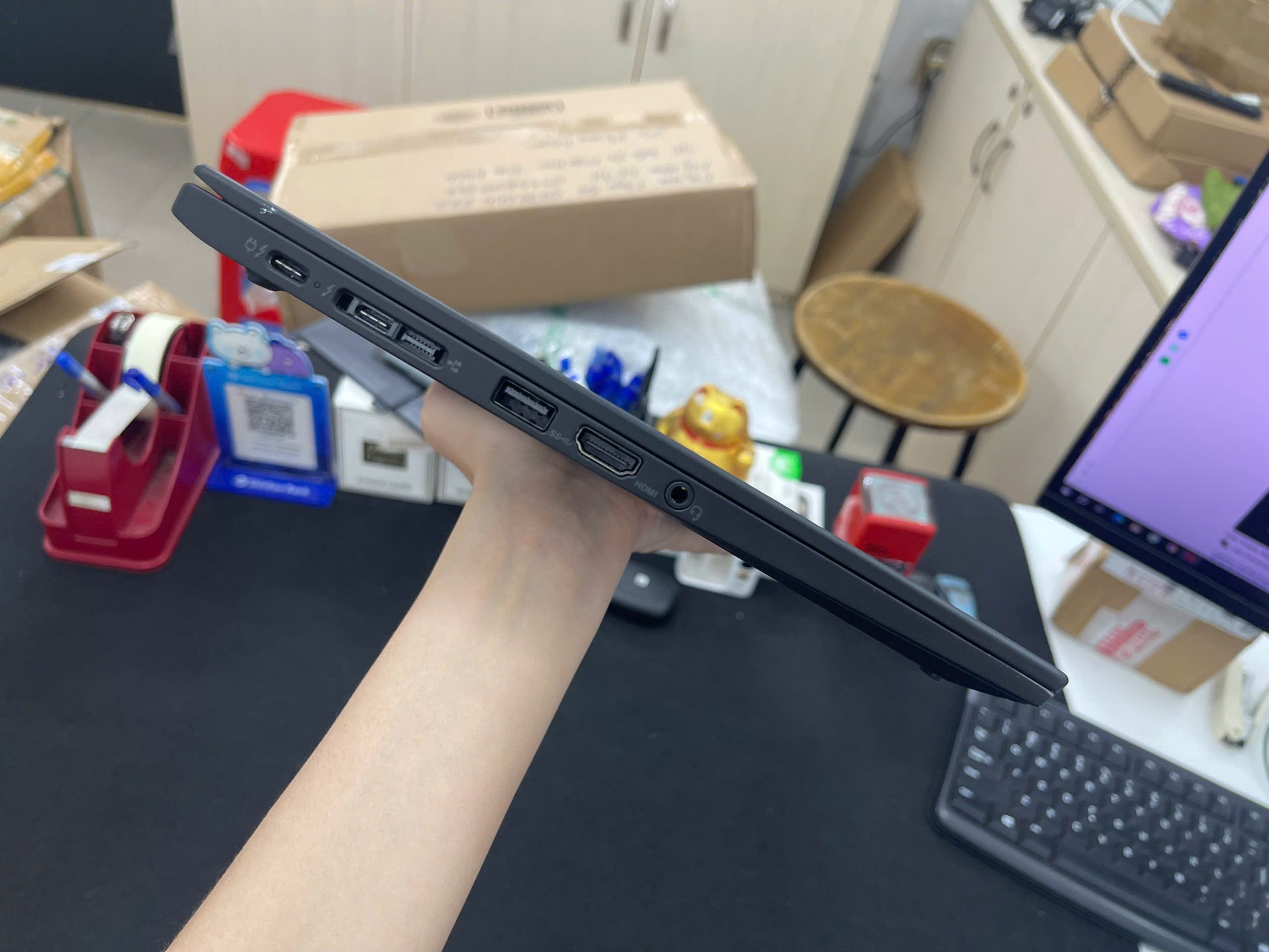 Thinkpad X1 Carbon G7 - Ảnh 5