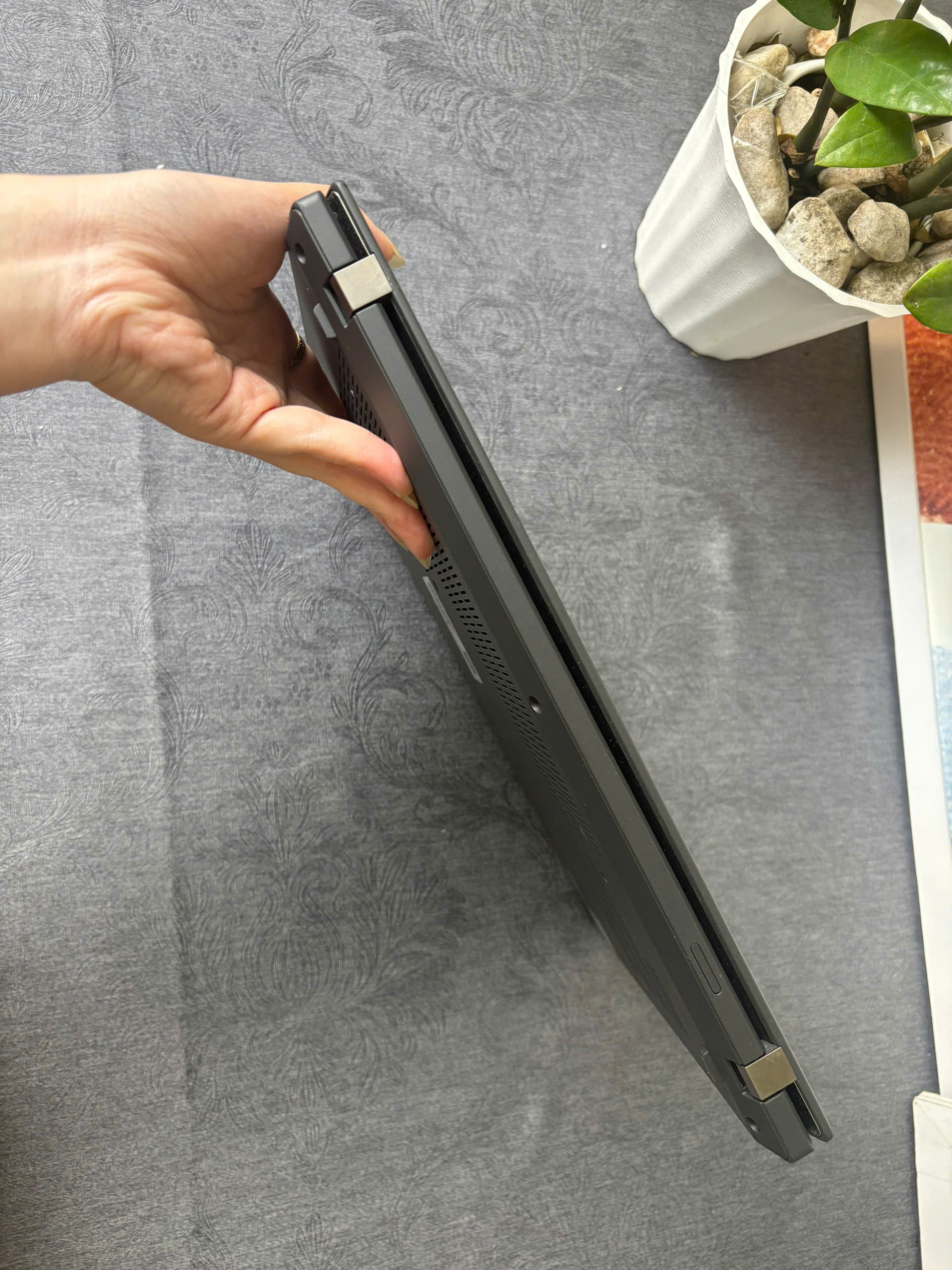 Thinkpad T14 G4 - Ảnh 4