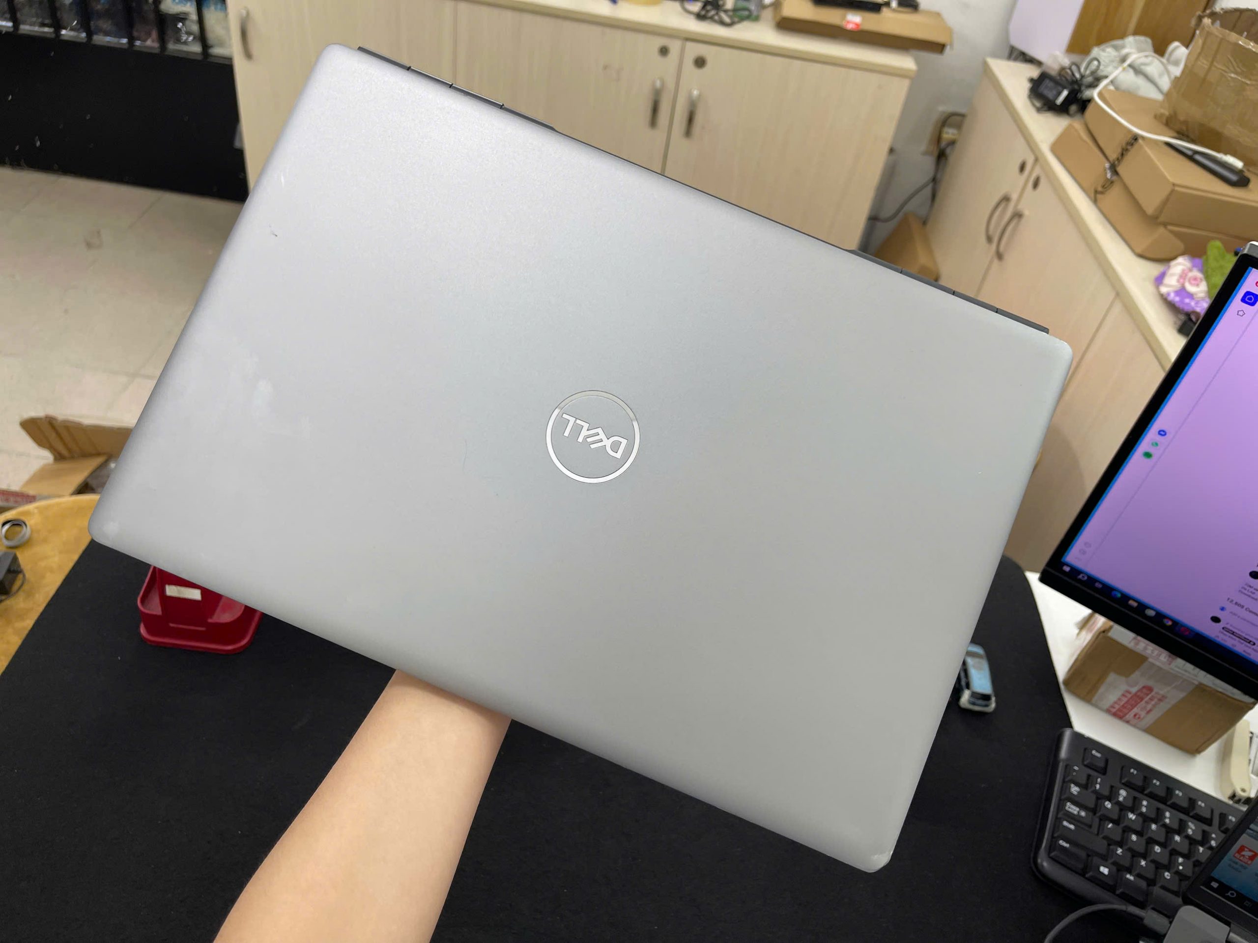 Dell Precision 3570 - Ảnh 2