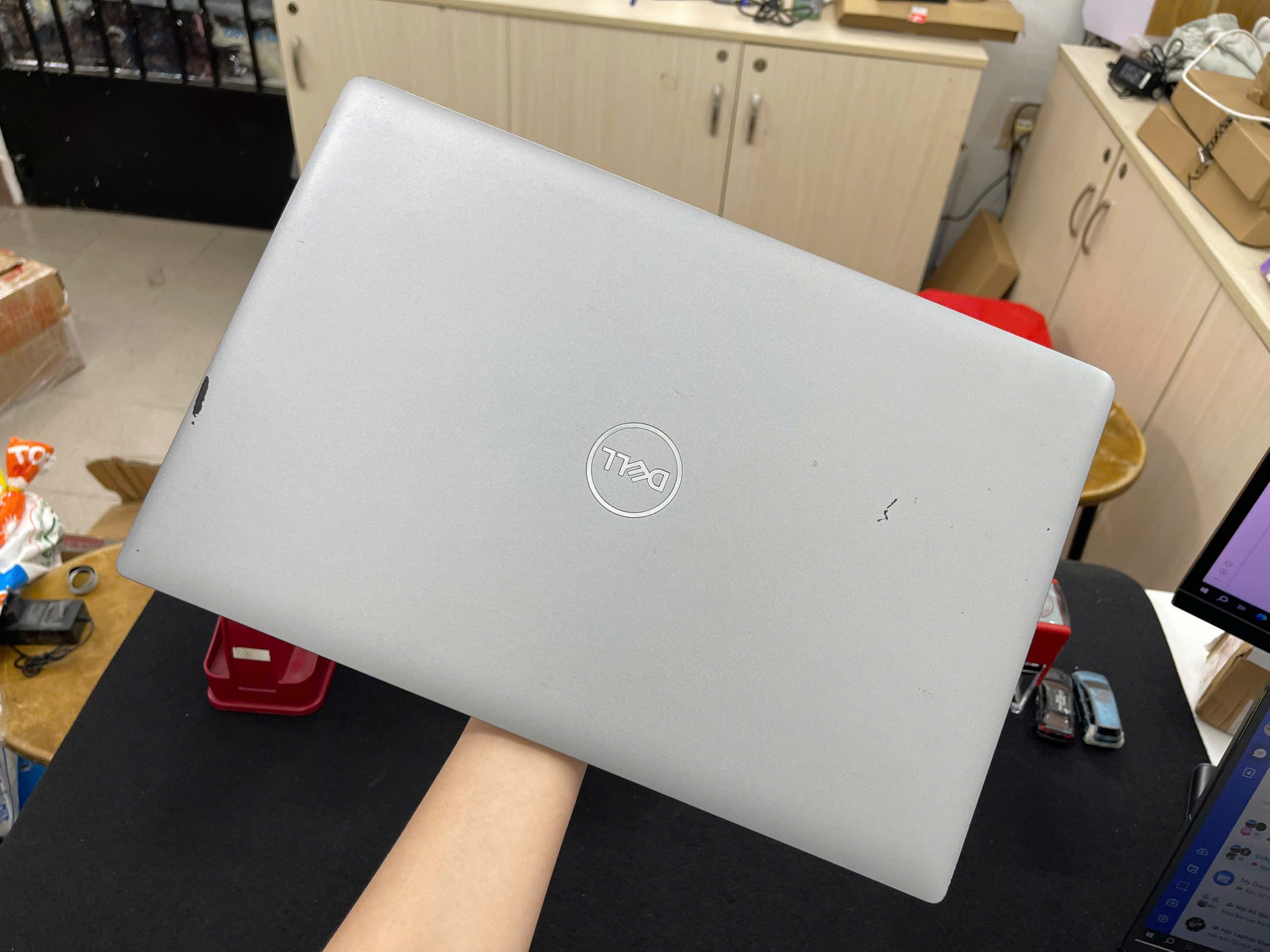 Dell Precision 3570 - Ảnh 8
