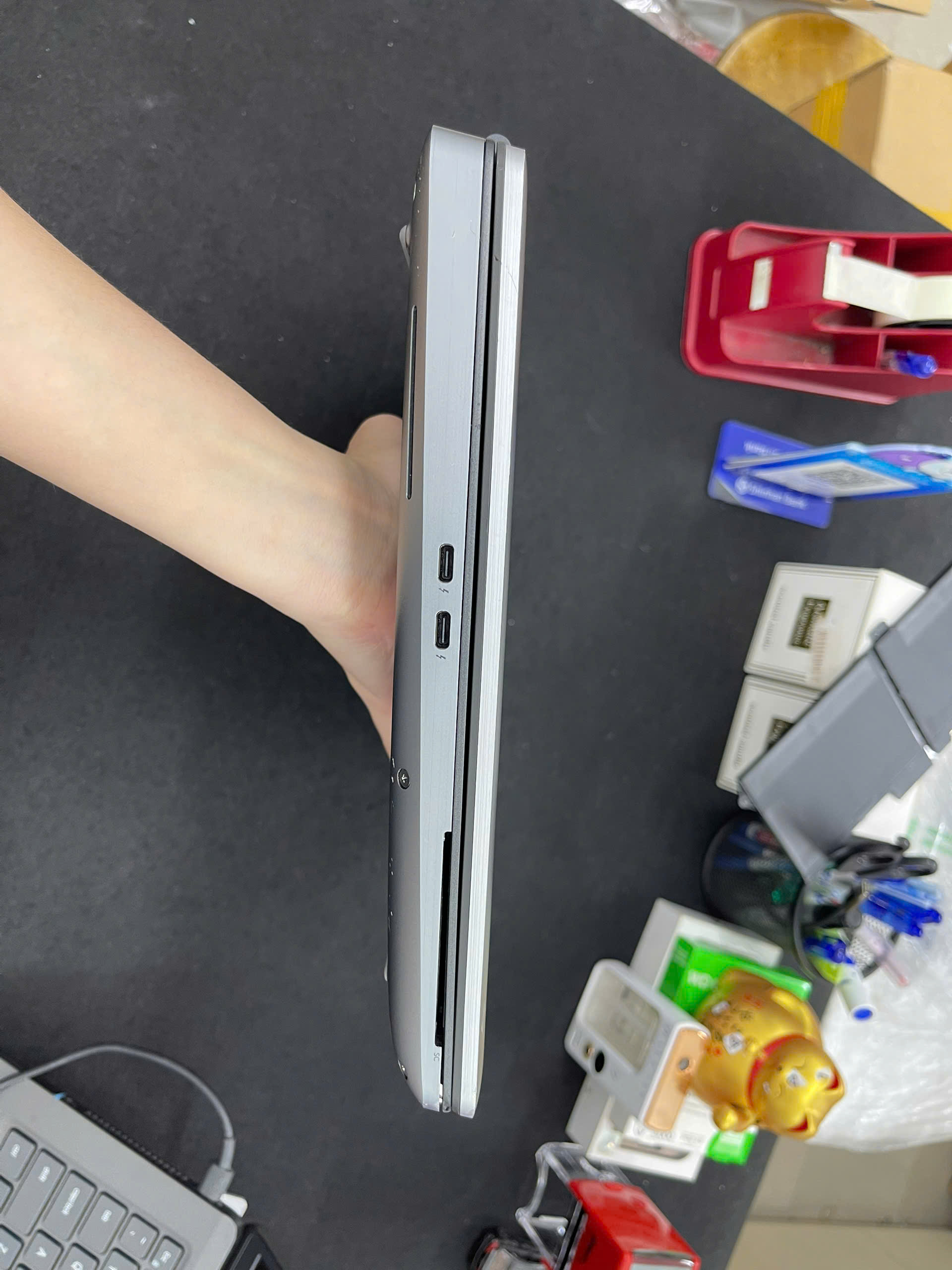 Dell Precision 7560 - Ảnh 12