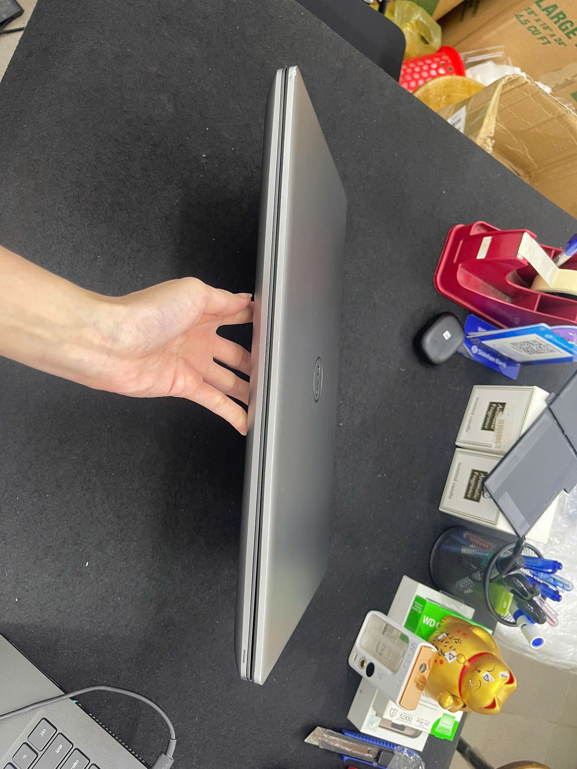 Dell Precision 7760 - Ảnh 5