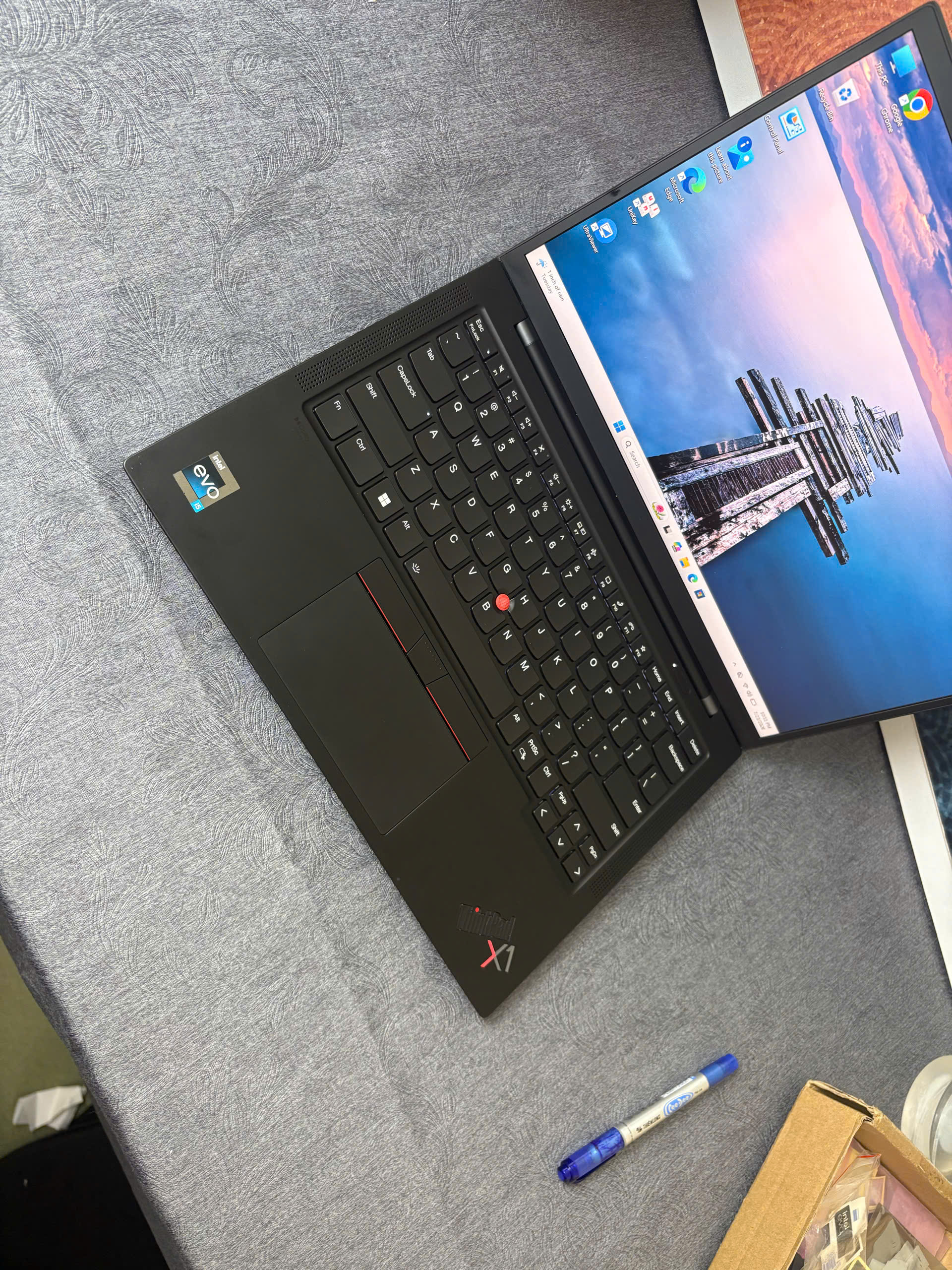 Thinkpad X1 Carbon G10 - Ảnh 11