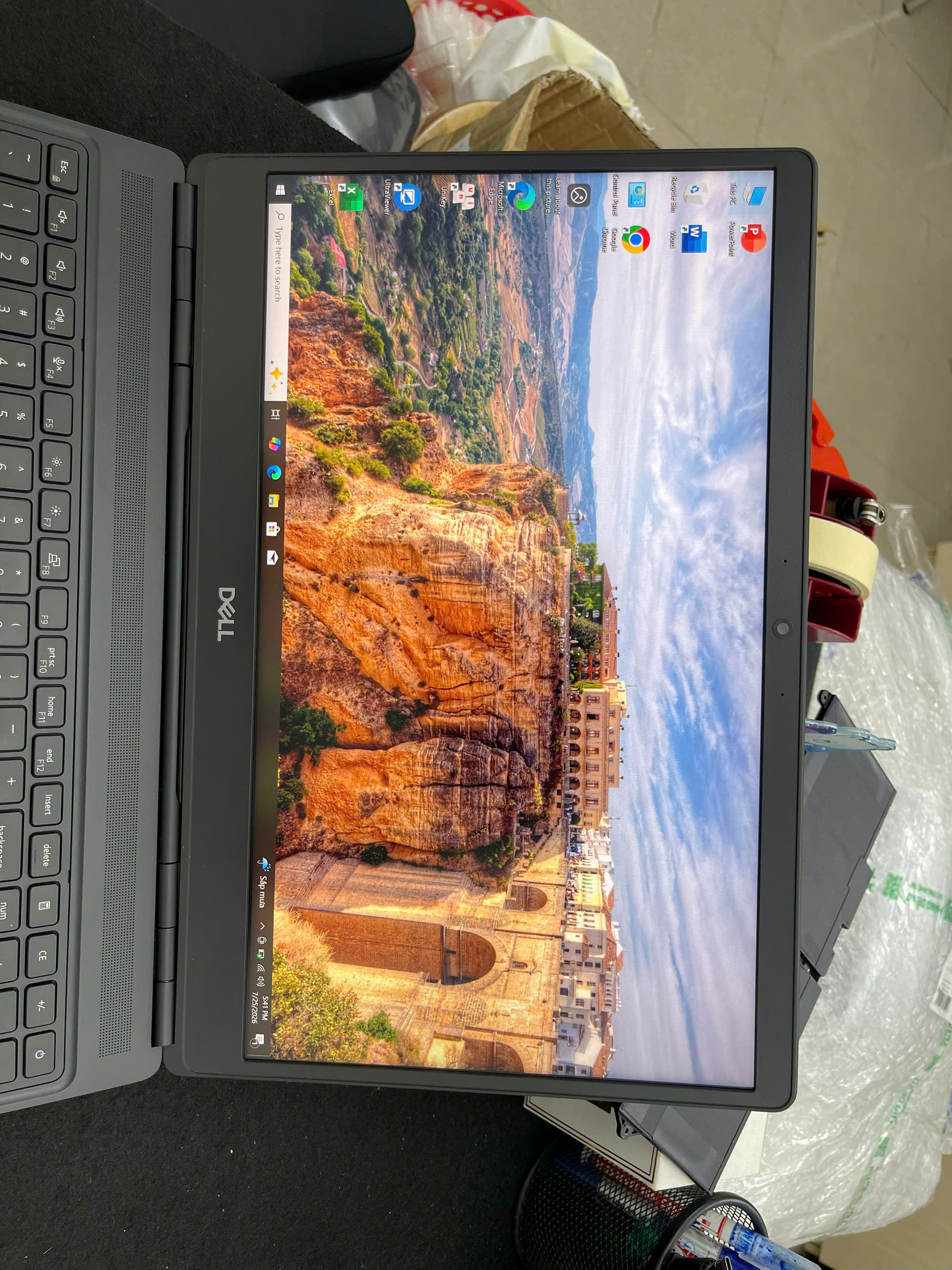 Dell Precision 7560 - Ảnh 4