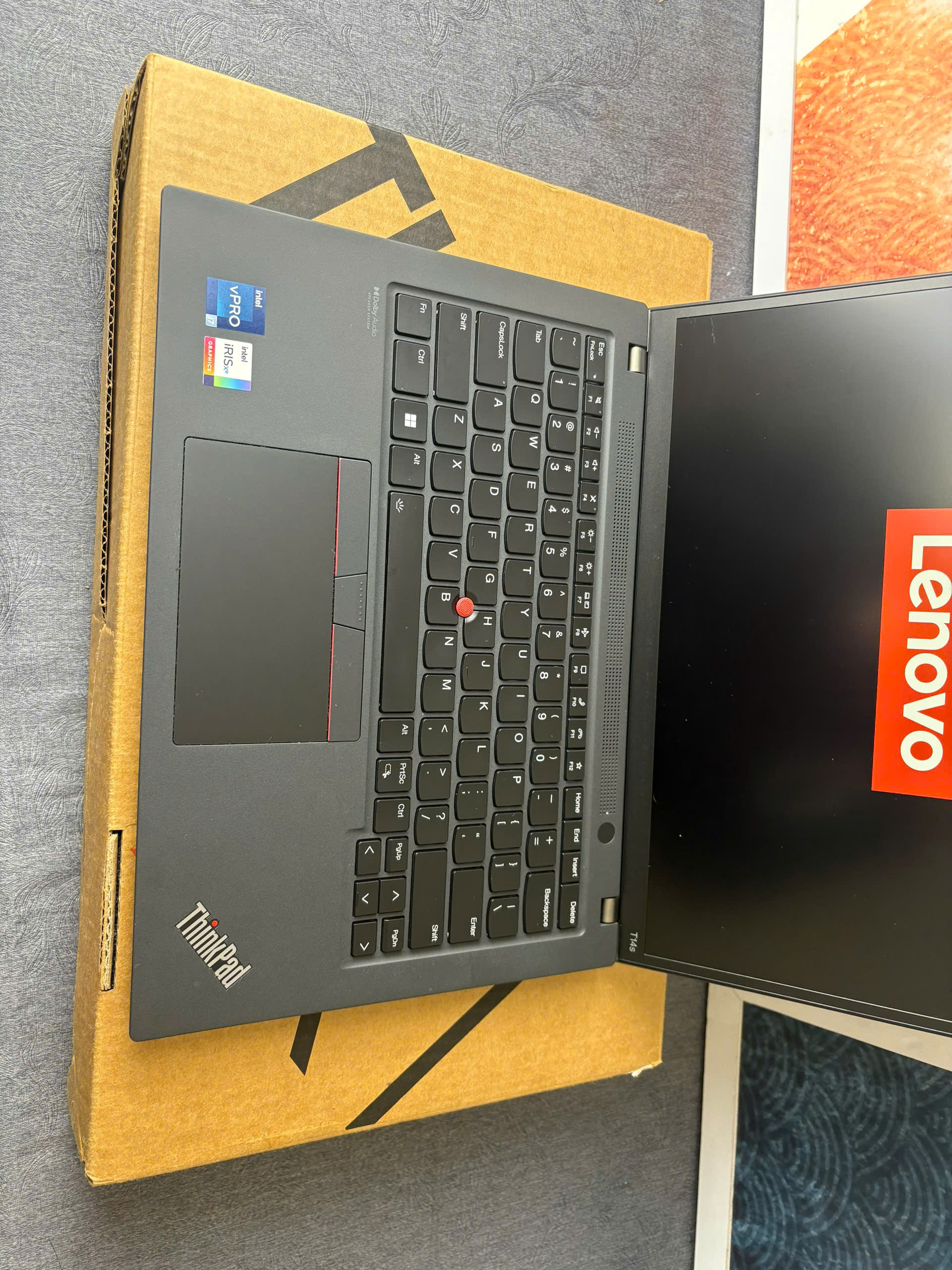 Thinkpad T14s G3 - Ảnh 3