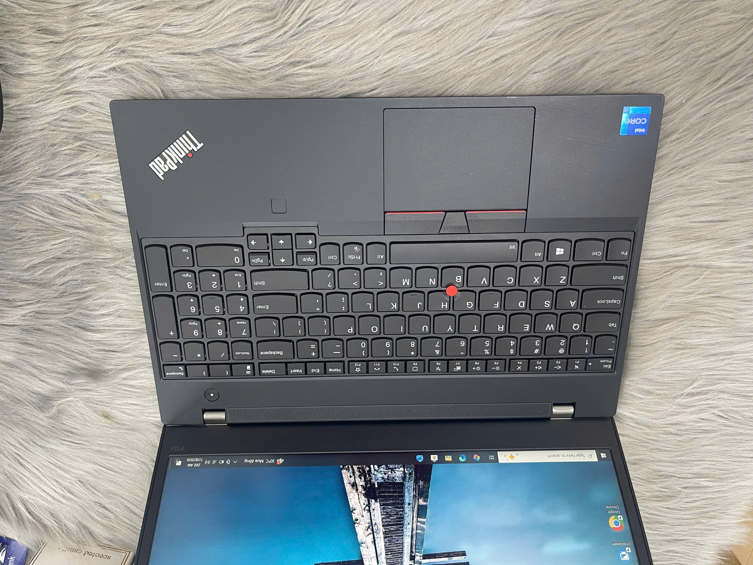 Thinkpad P15v G2 - Ảnh 2